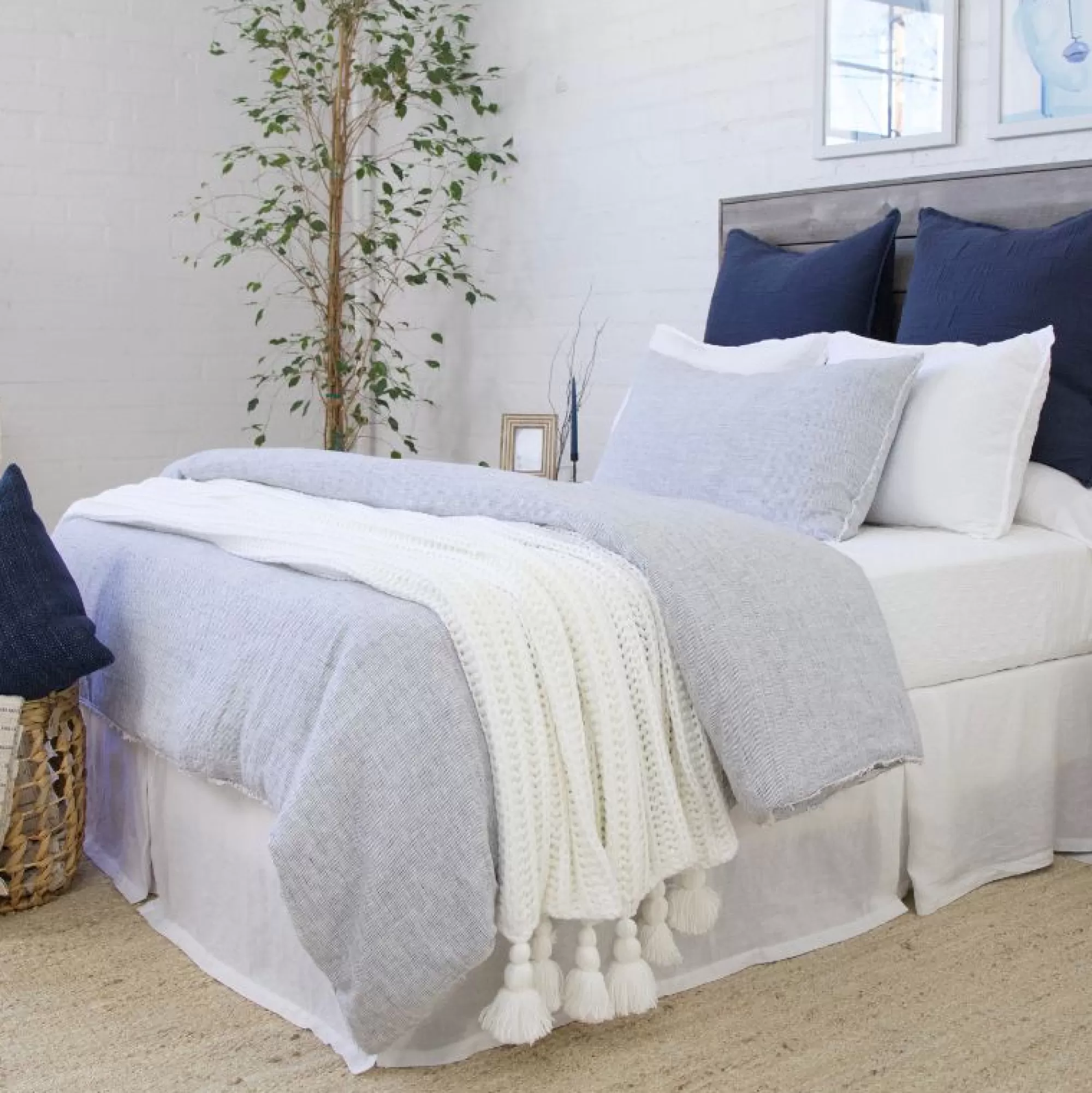 Sale Be Home Anacapa Oversized Throw, White