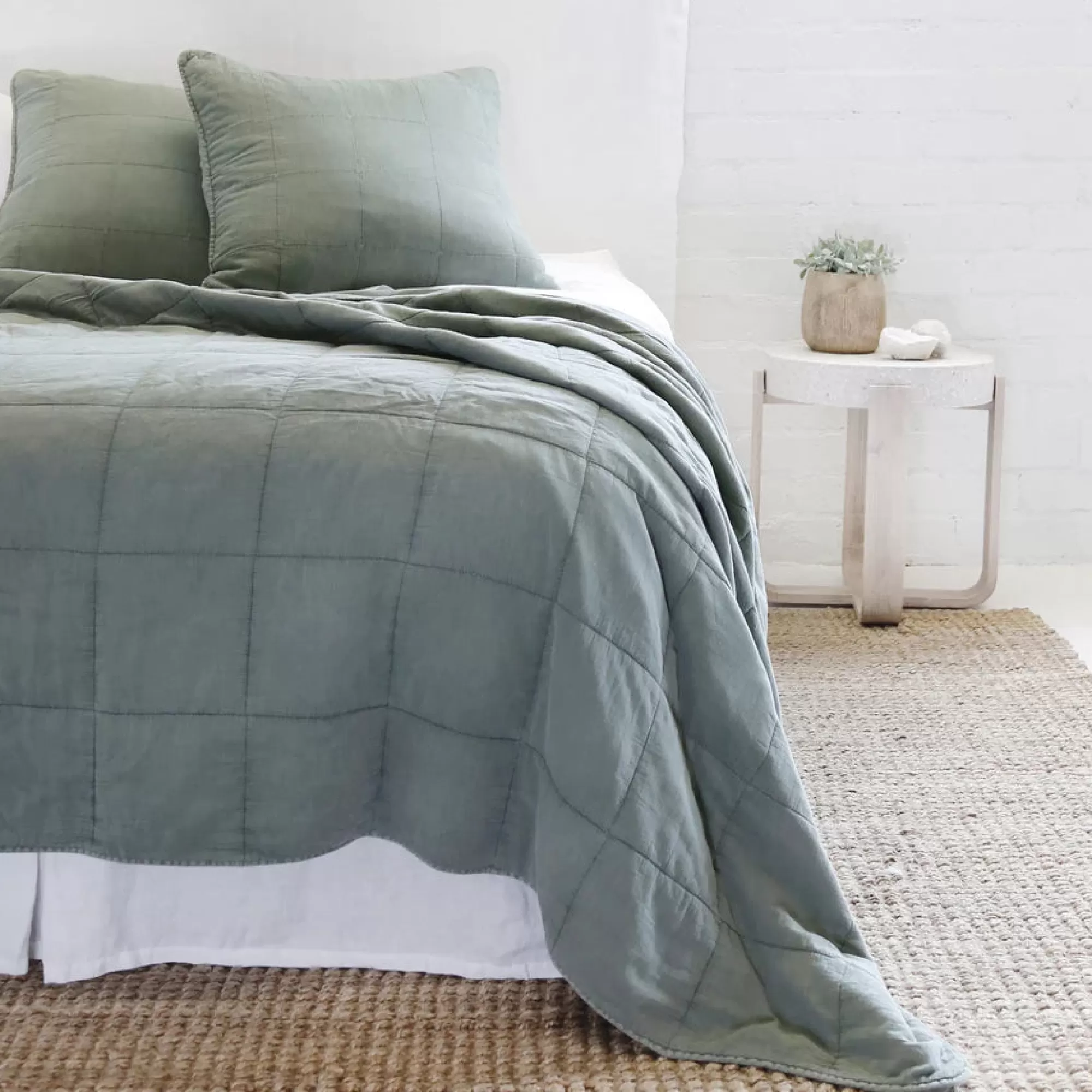 Discount Be Home Antwerp Large Euro Sham, Moss