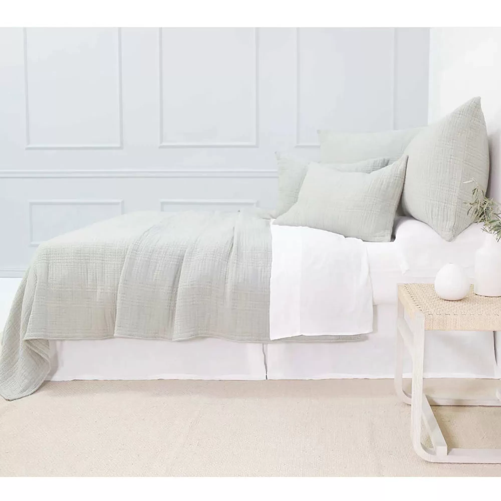 Cheap Be Home Arrowhead King Sham, Mist