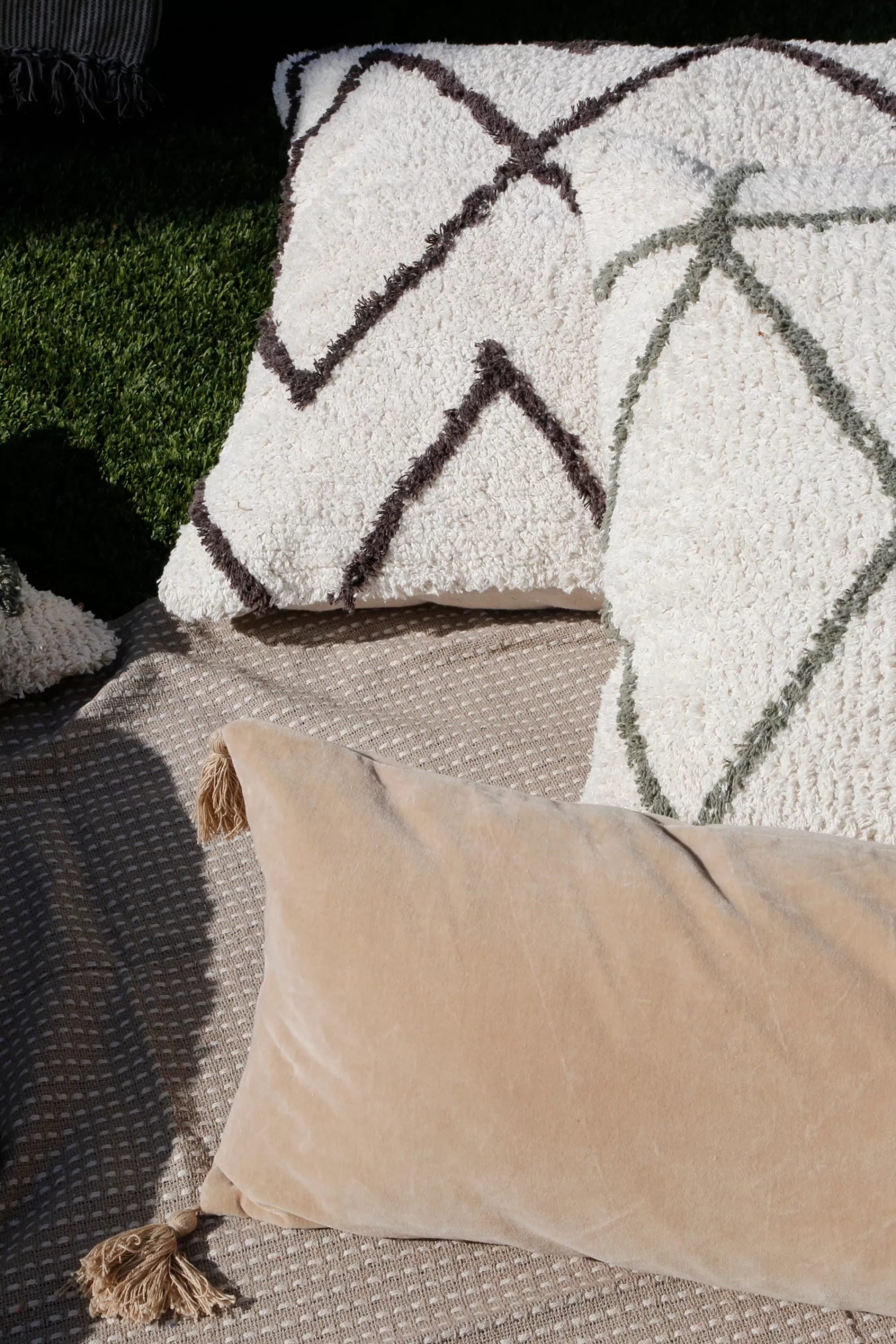 New Be Home Bianca Rectangular Pillow, Natural