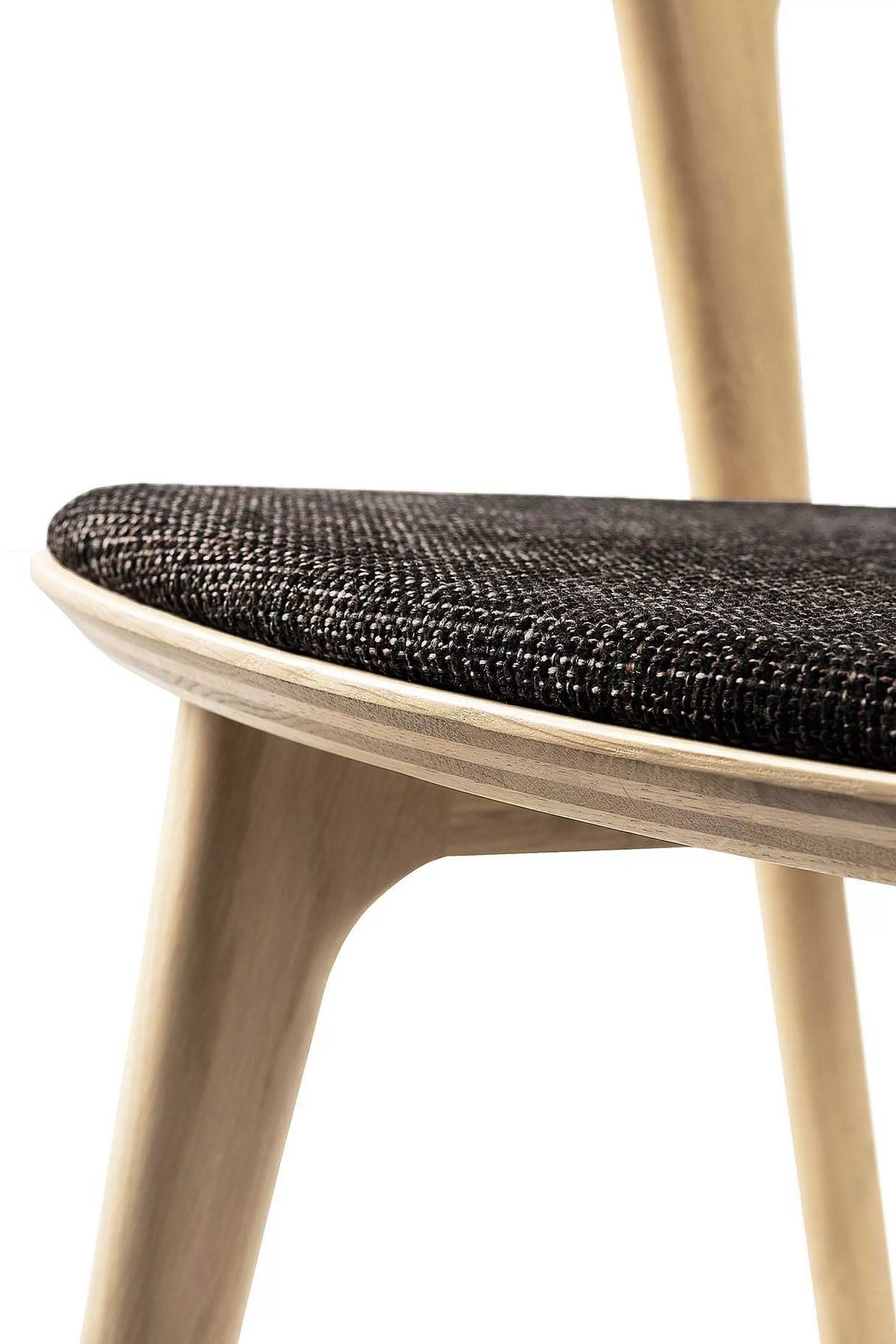 Be Home Dining Chairs<Bok Solid Oak Dining Chair, Varnished with Dark Brown Fabric Cushion