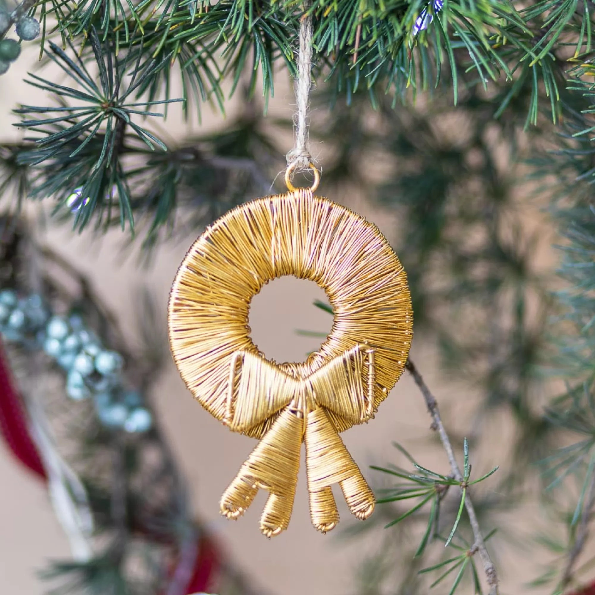 Discount Be Home Brass Wire Wreath Ornament