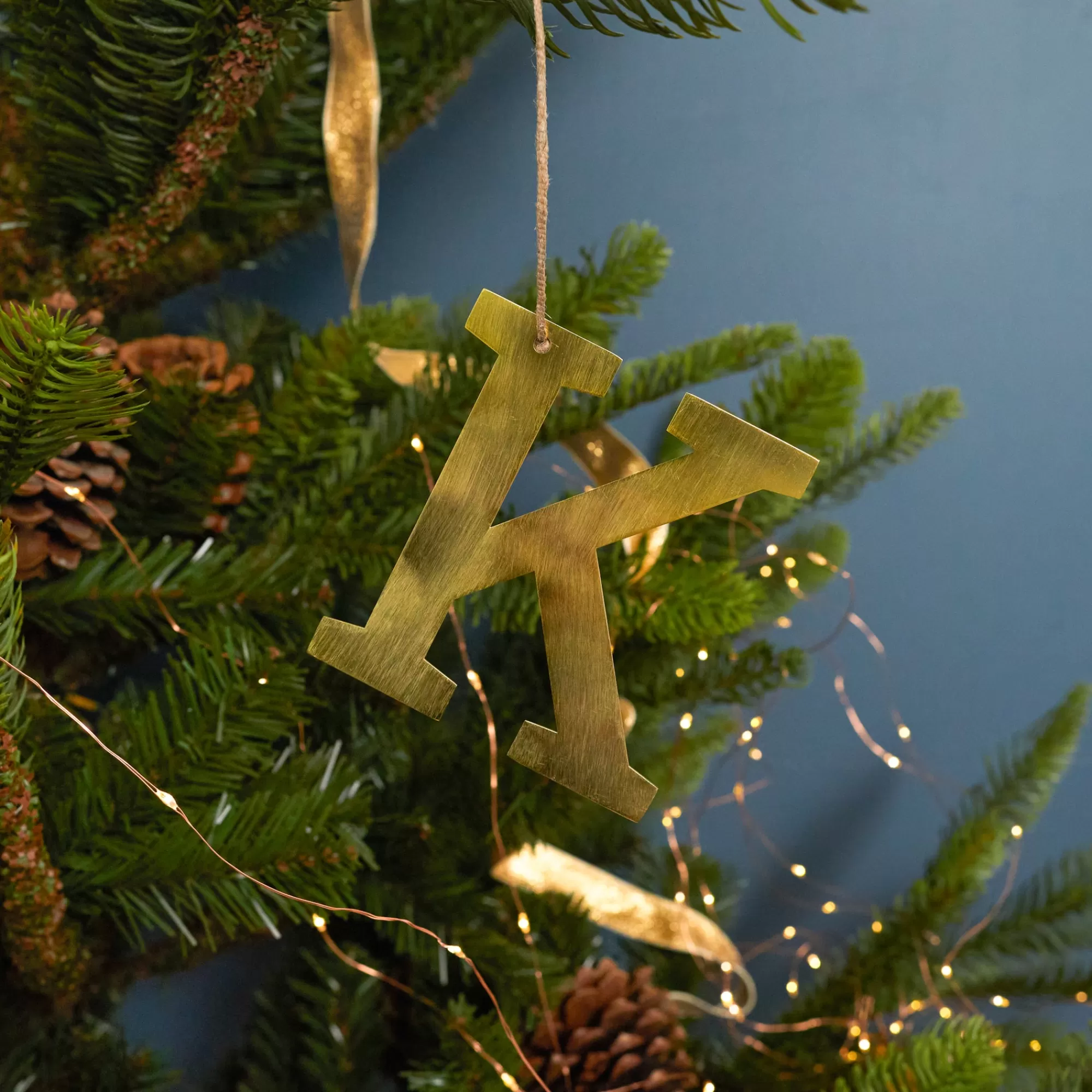 Store Be Home Gold Letter Ornament, K