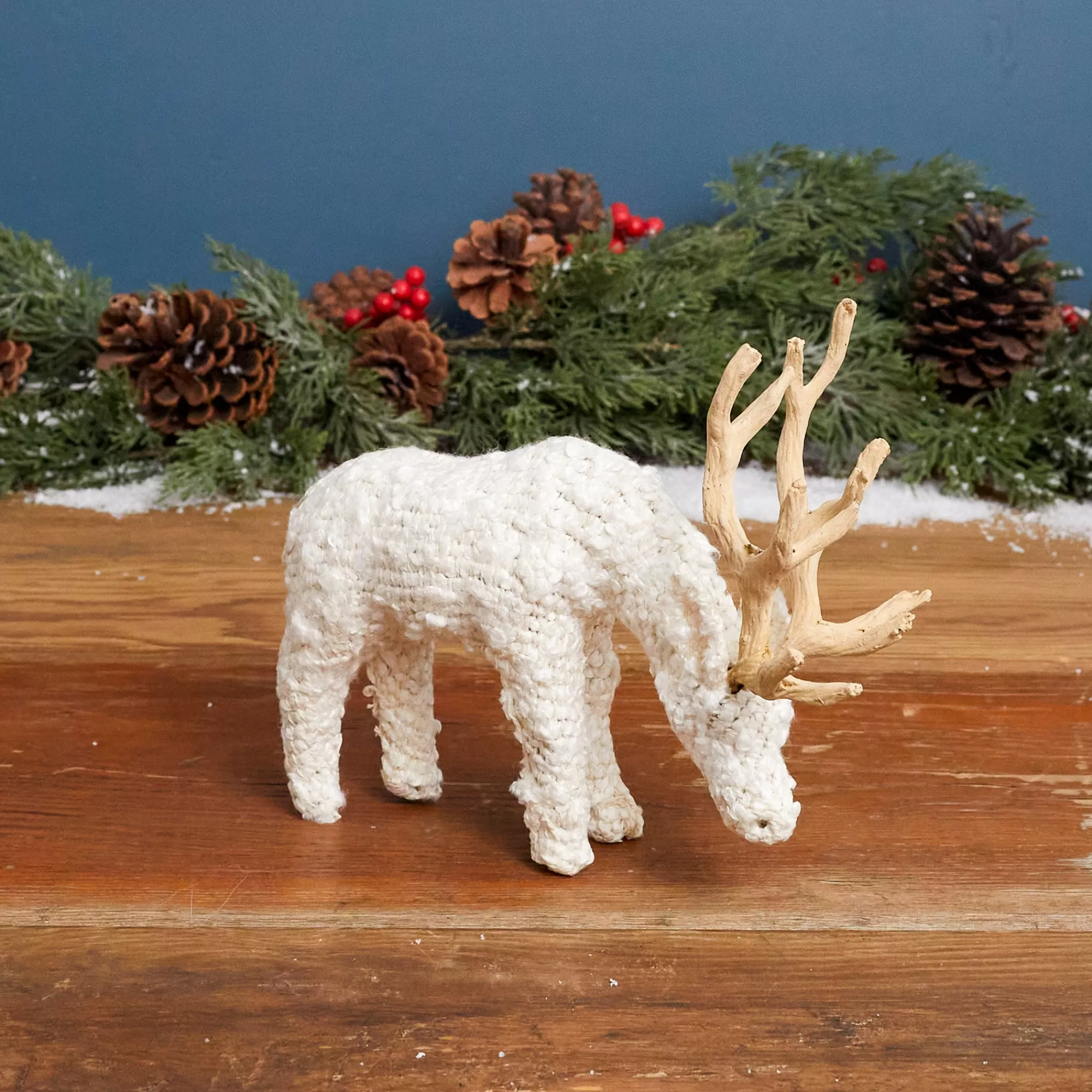 Outlet Be Home Grazing Boucle Reindeer, Small