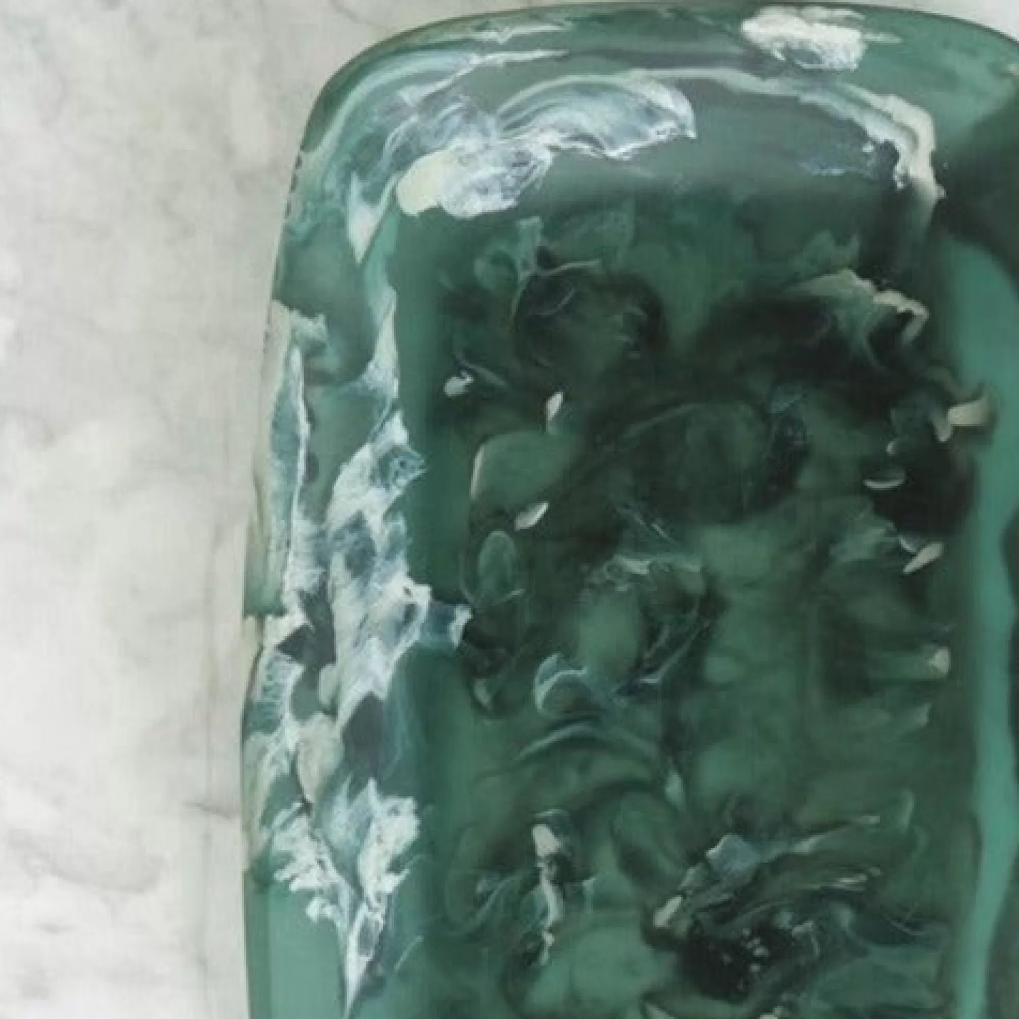 Store Be Home Handmade Resin Tray, Moss, Large