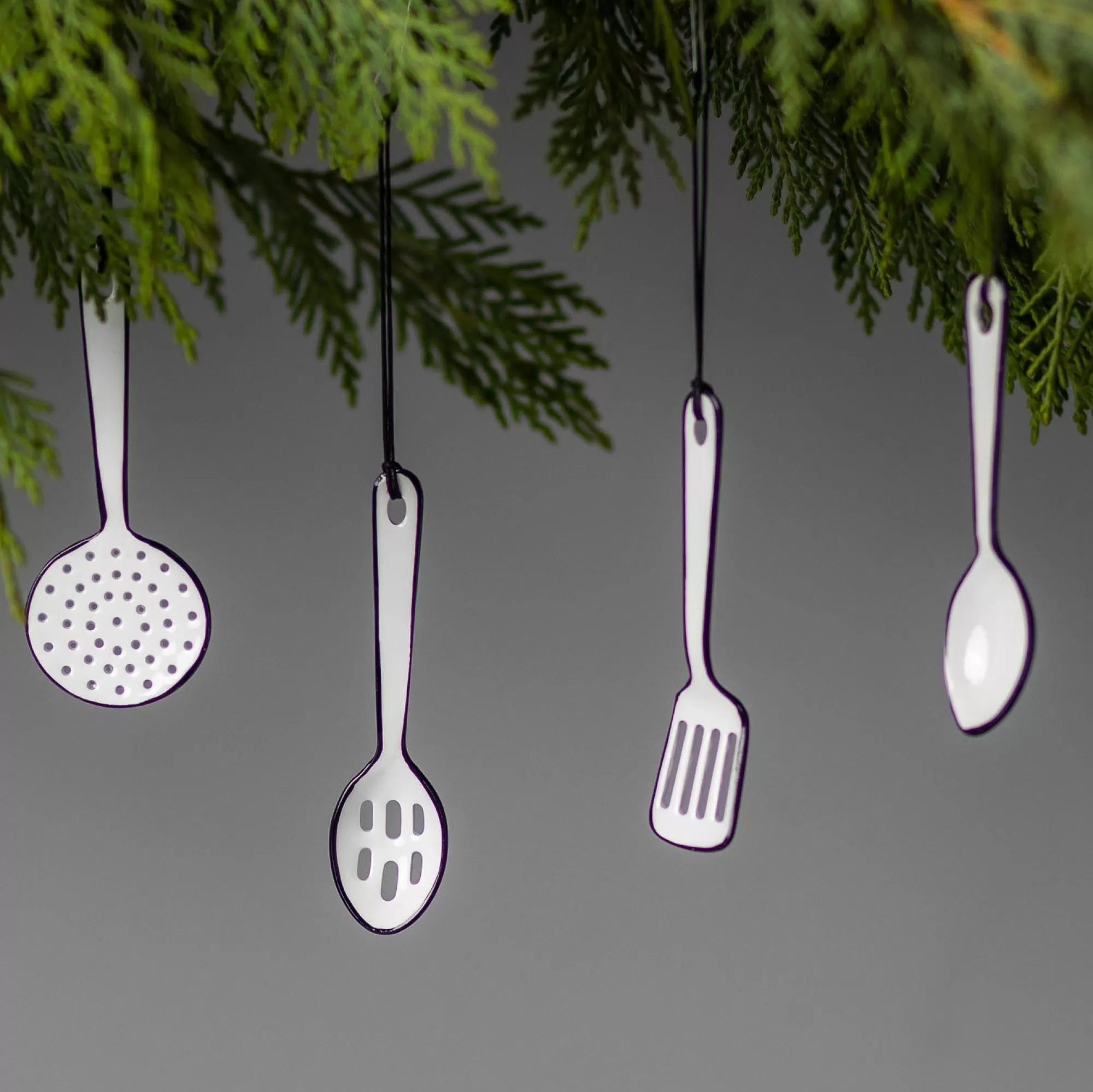 Hot Be Home Harlow Ornaments, Set of 4