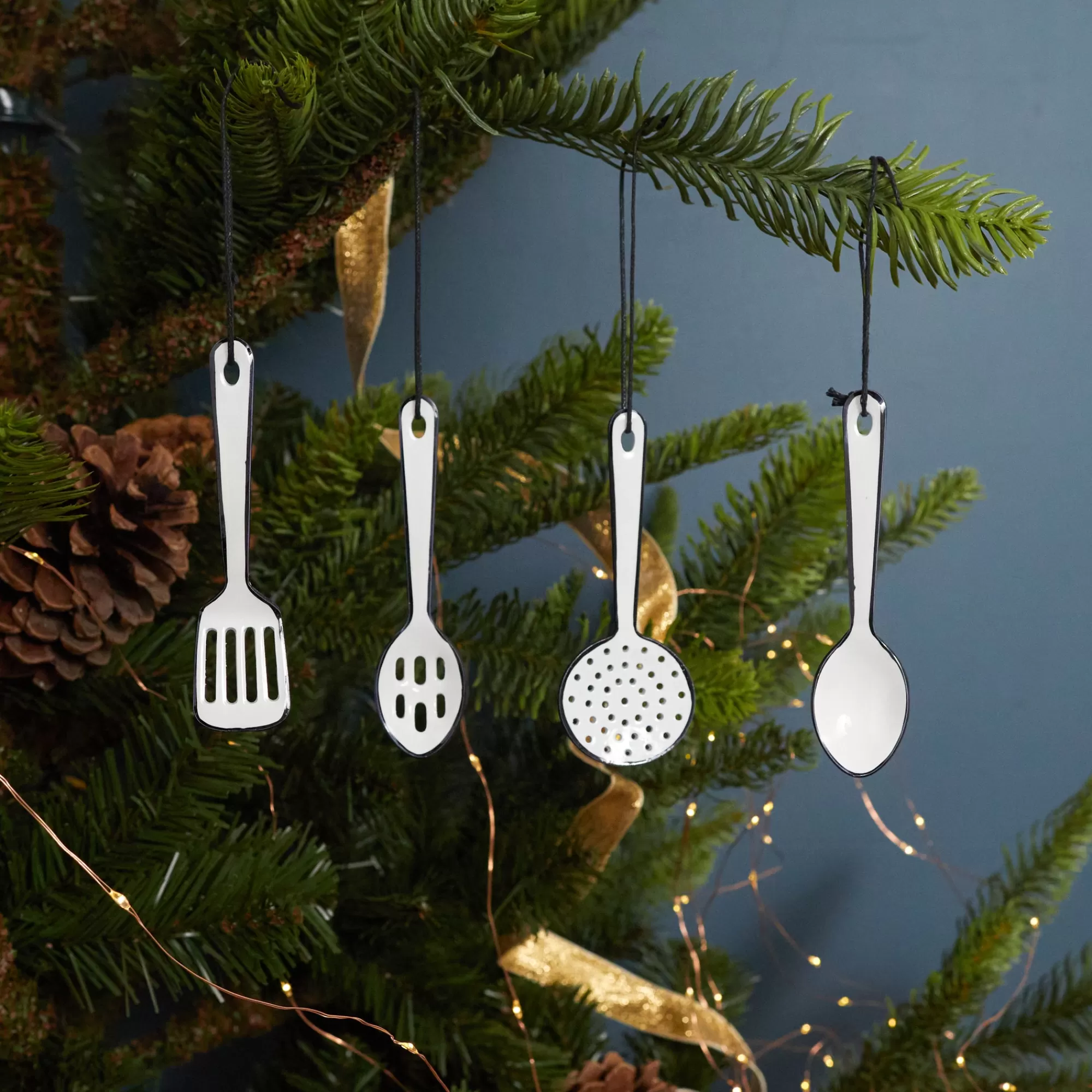 Hot Be Home Harlow Ornaments, Set of 4