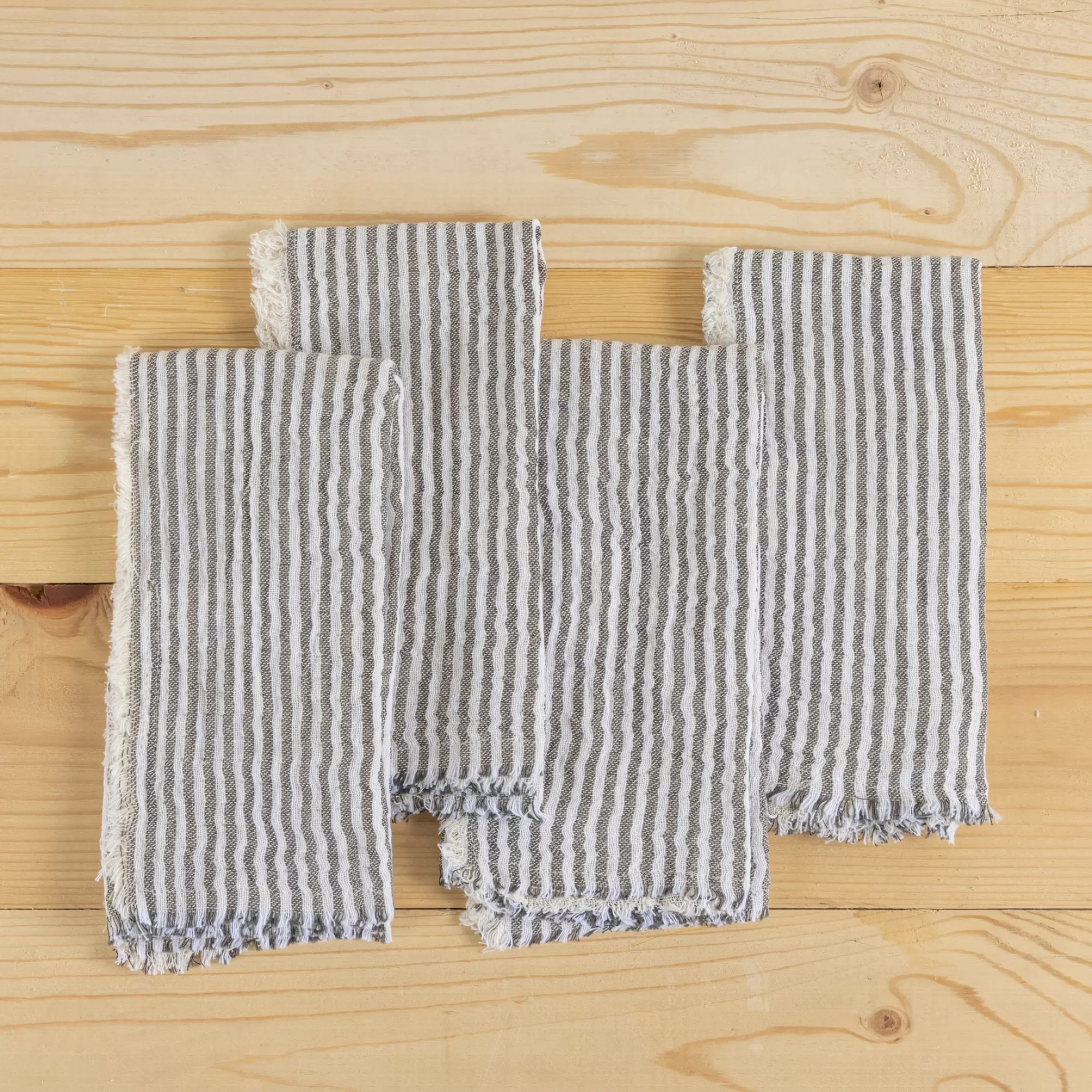 Sale Be Home Healdsburg Napkins, Set of 4, Charcoal