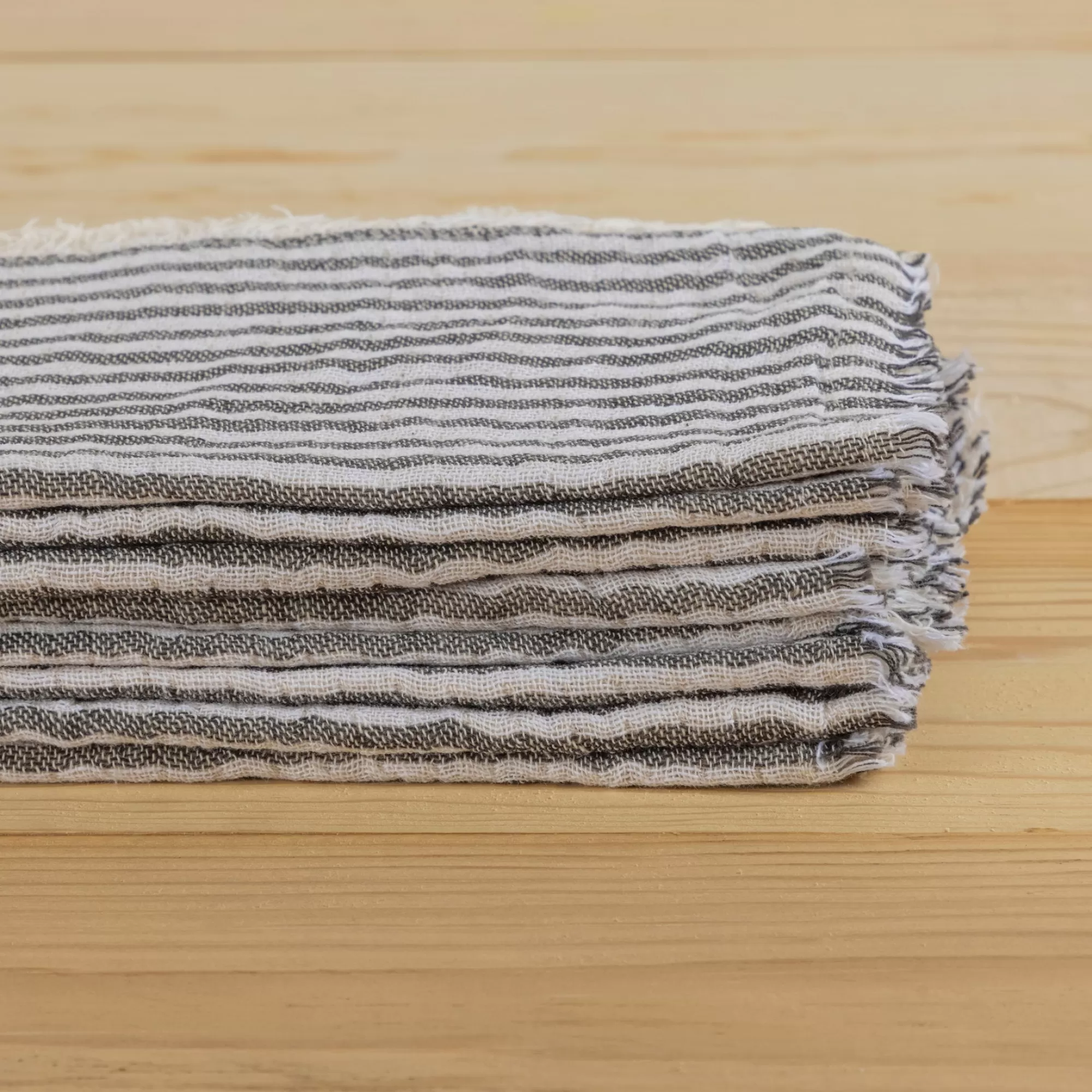Sale Be Home Healdsburg Napkins, Set of 4, Charcoal