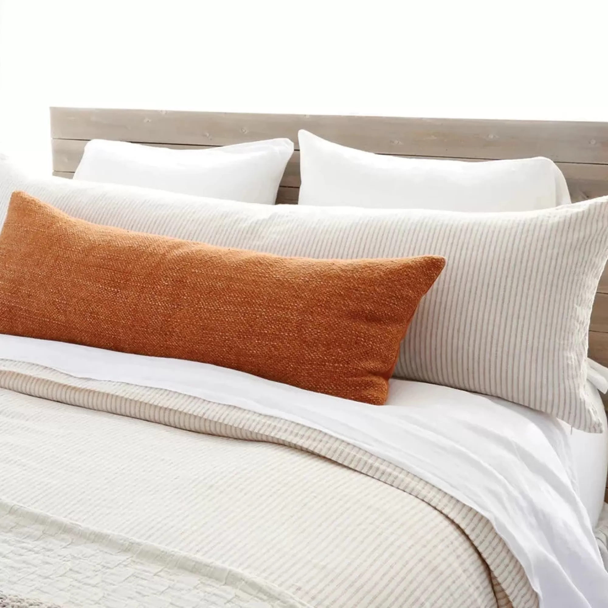 Store Be Home Hendrick Rectangular Pillow, Amber