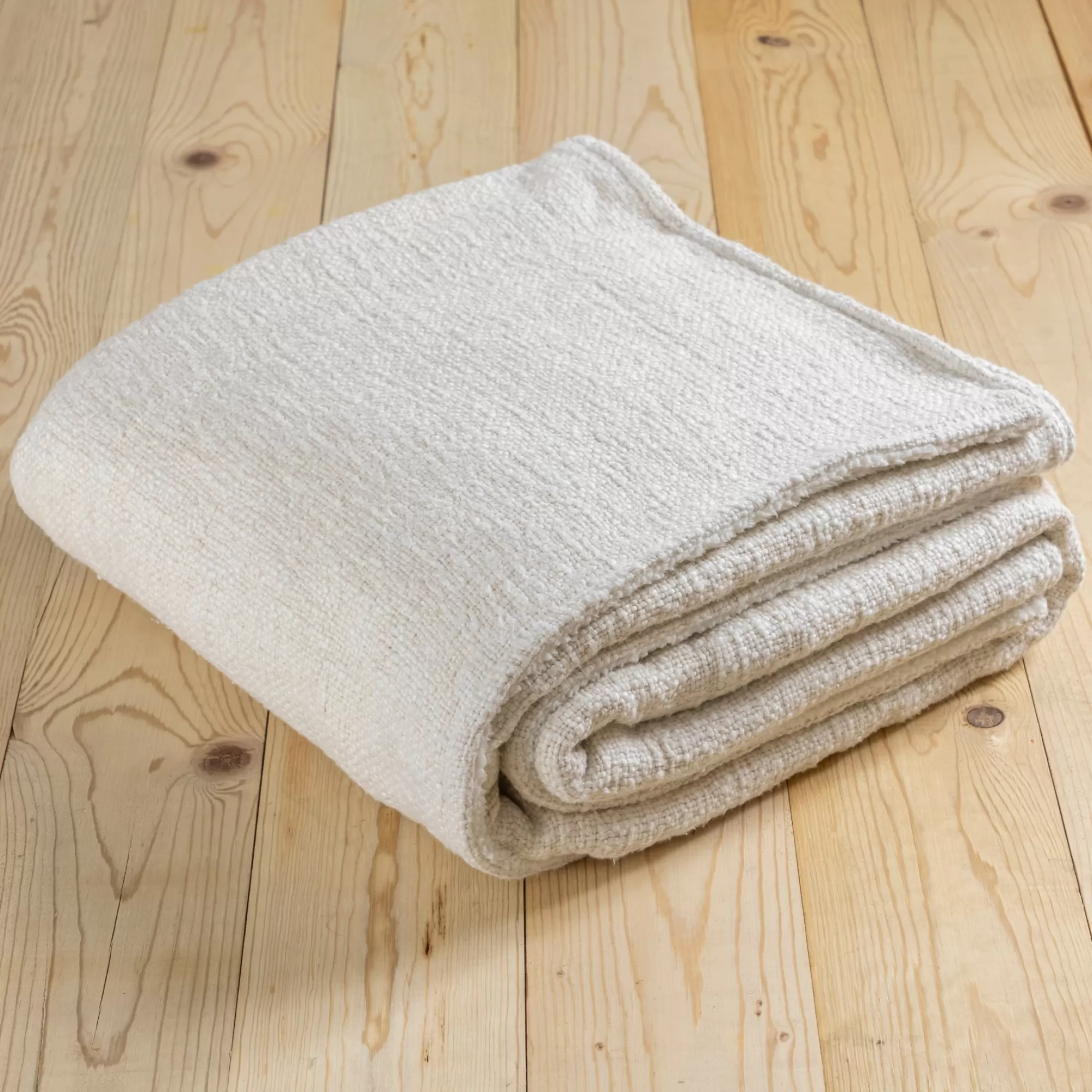 Store Be Home Humboldt Throw, Cream