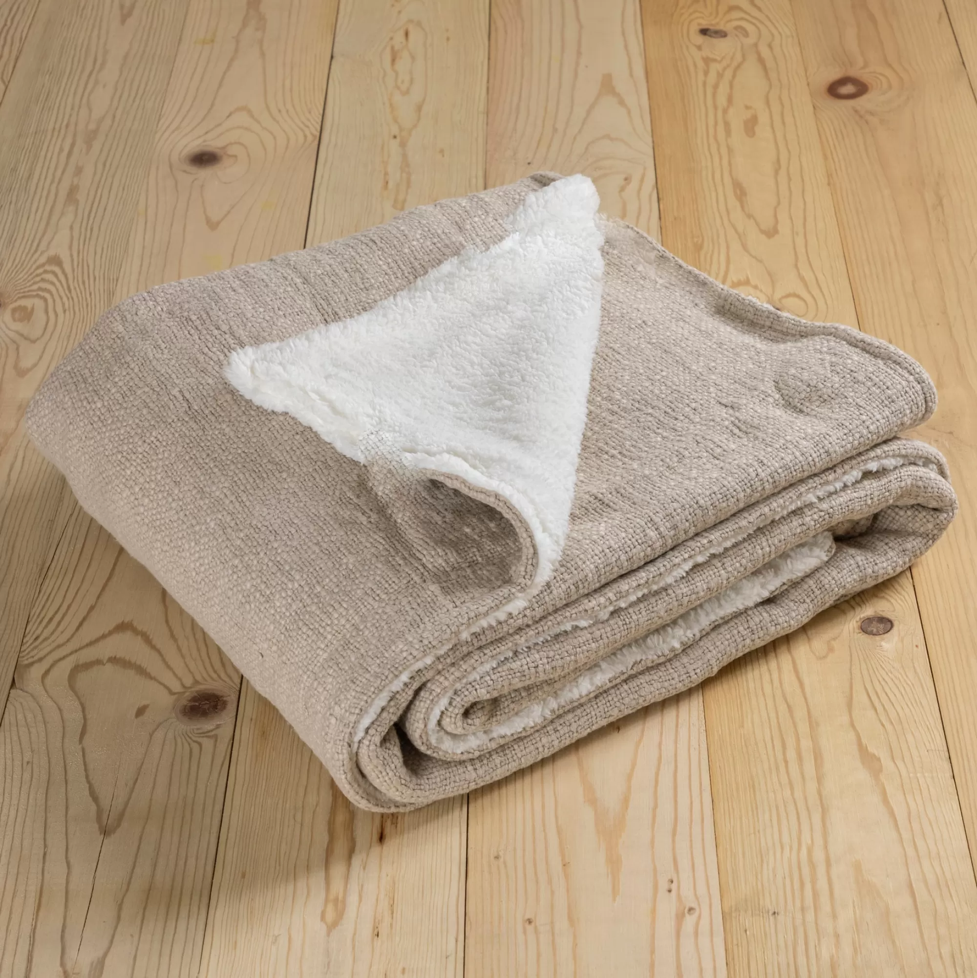 Discount Be Home Humboldt Throw, Sand