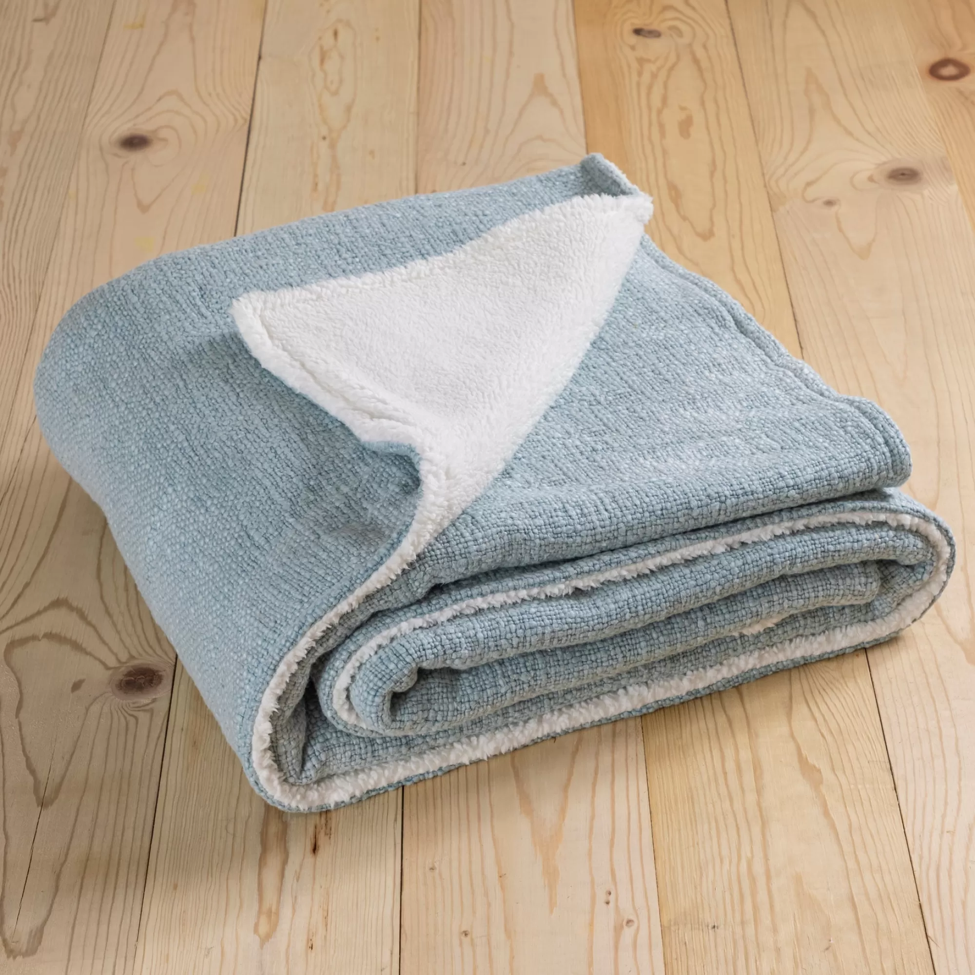Best Sale Be Home Humboldt Throw, Sky