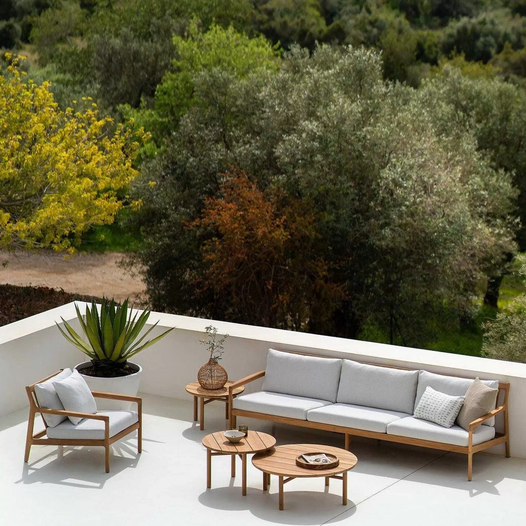 Be Home Outdoor Lounge Furniture<Jack Solid Teak Outdoor 3 Seater Sofa, Off White Fabric