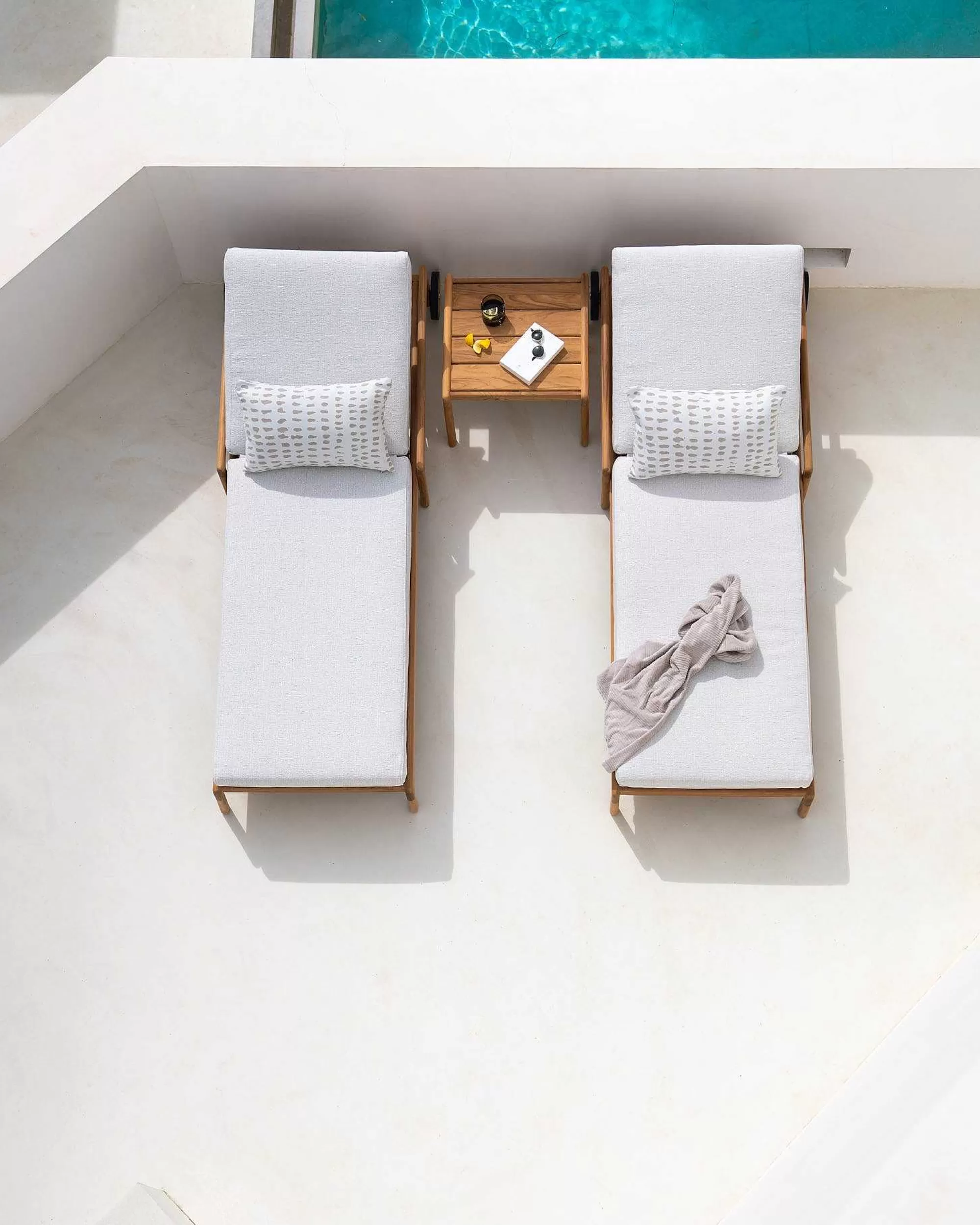 Be Home Outdoor Lounge Furniture<Jack Solid Teak Outdoor Adjustable Lounger, Off White Fabric