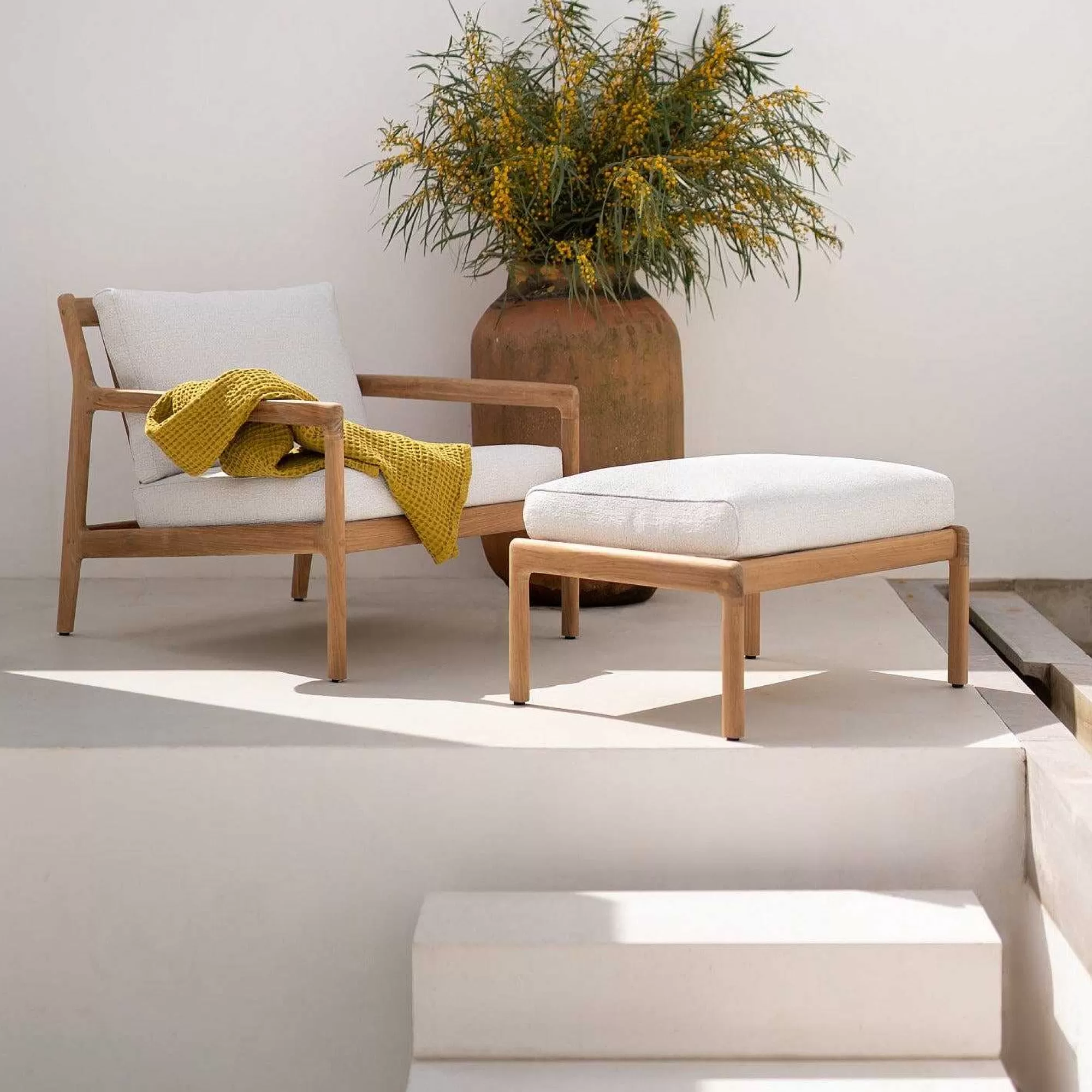 Be Home Outdoor Lounge Furniture<Jack Solid Teak Outdoor Lounge Chair, Off White Fabric