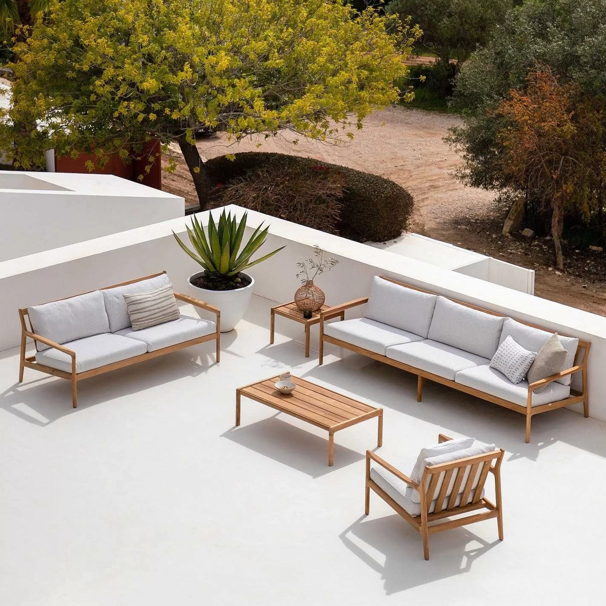 Be Home Outdoor Lounge Furniture<Jack Solid Teak Outdoor Lounge Chair, Off White Fabric
