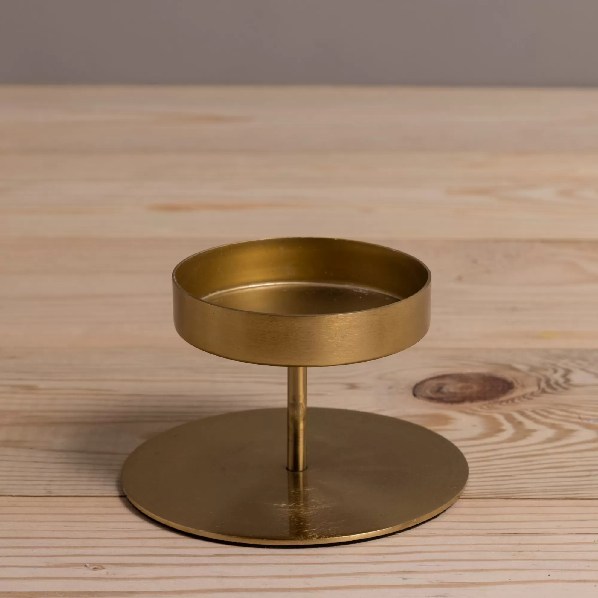 Hot Be Home Kent Gold Pillar Candle Holder, Short