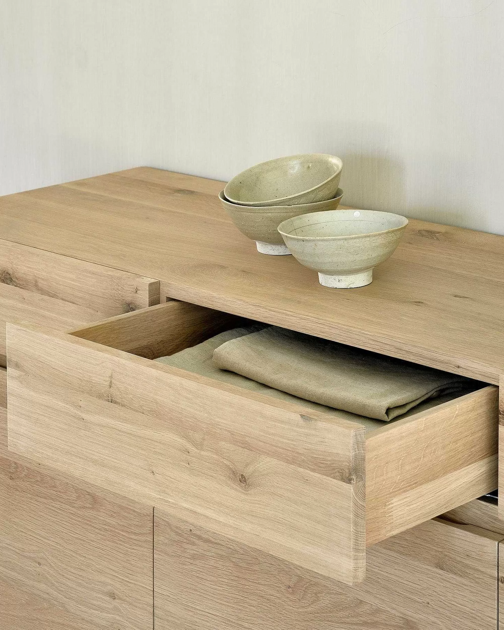 Be Home Sideboards<Ligna Sideboard with Stainless Steel, 4 Doors & 4 Drawers