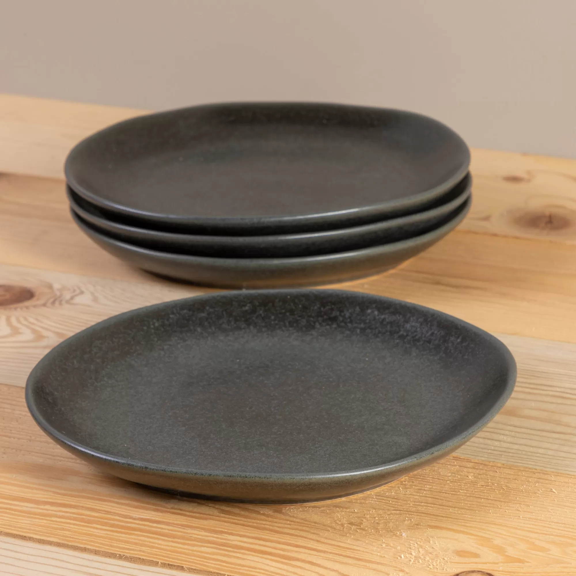Hot Be Home Livia Side Plate, Black, Set of 6