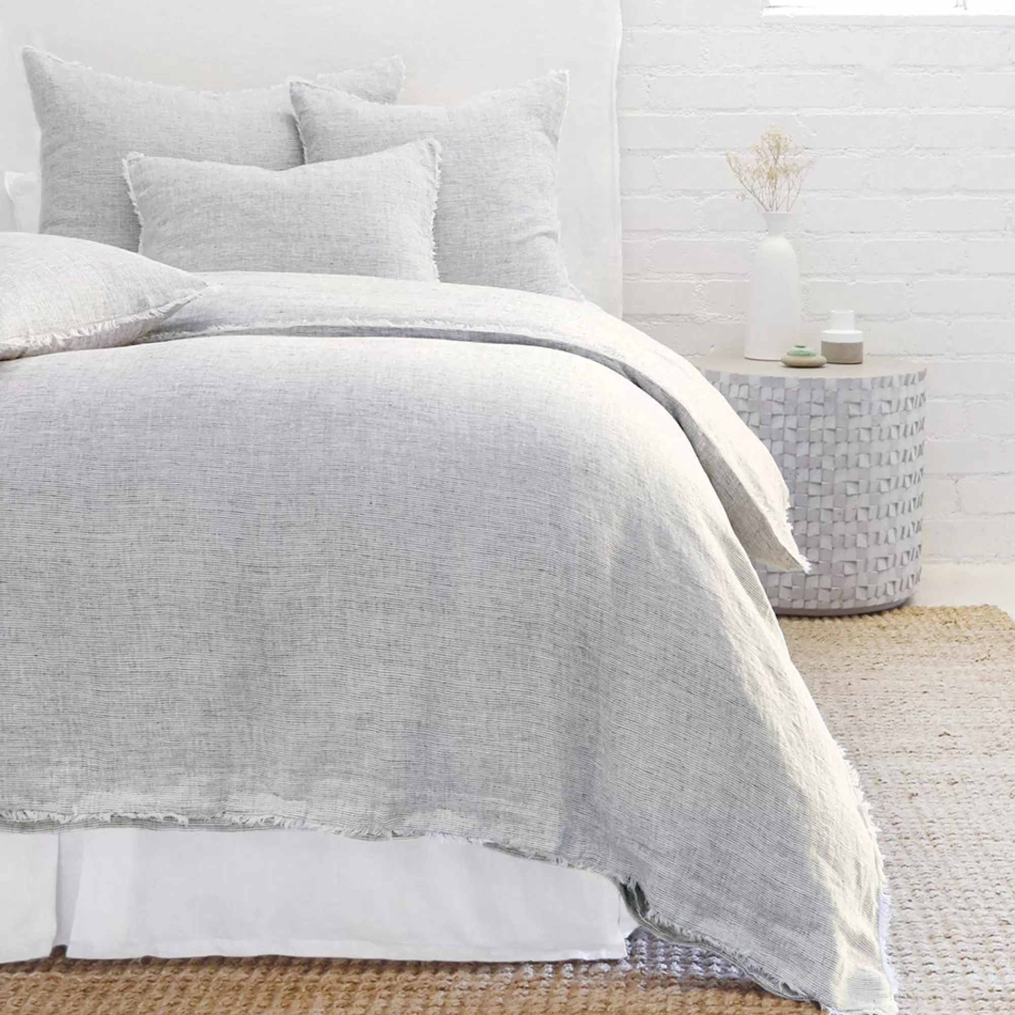 Online Be Home Logan King Duvet, Navy