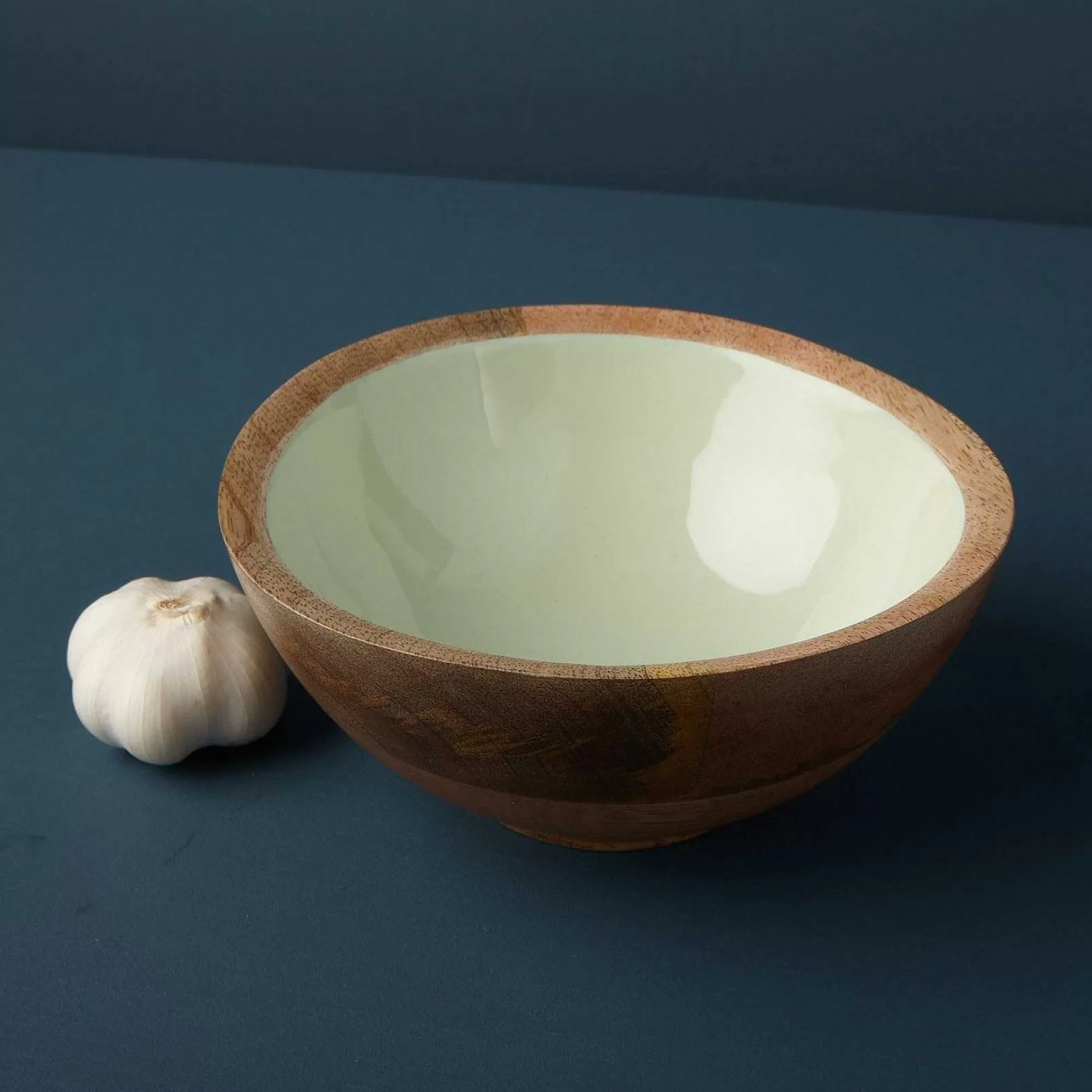 Be Home Wood Serving Bowls<Madras Medium Bowl, Mint