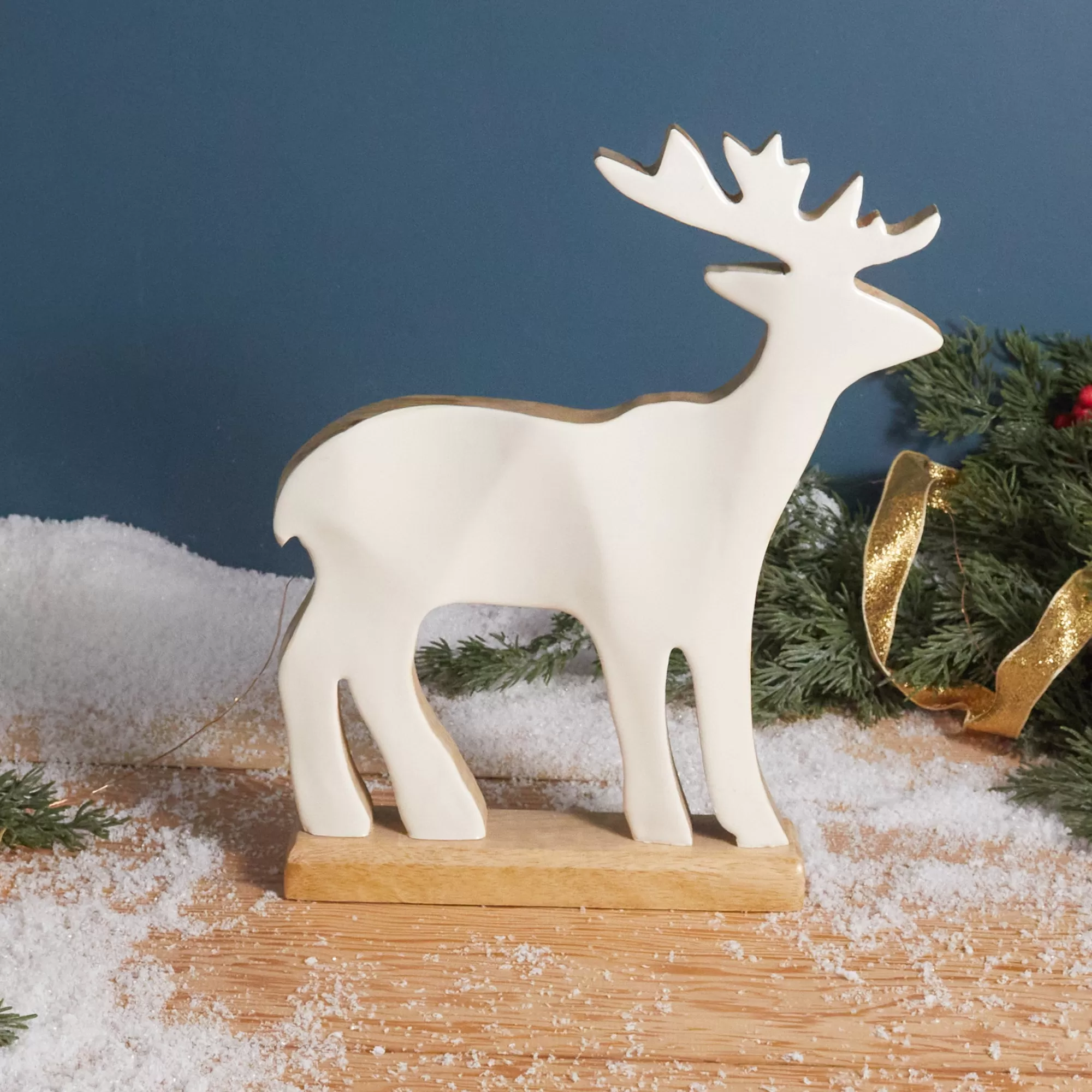 Store Be Home Mango Wood & Enamel Reindeer, Large