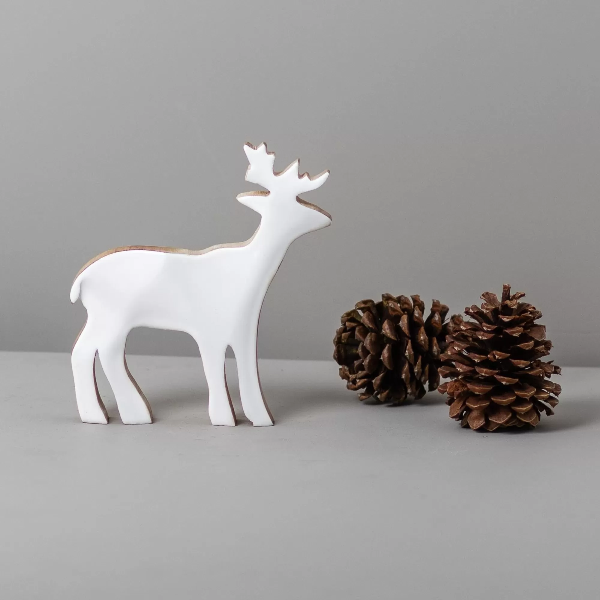 Hot Be Home Mango Wood & Enamel Reindeer, Small