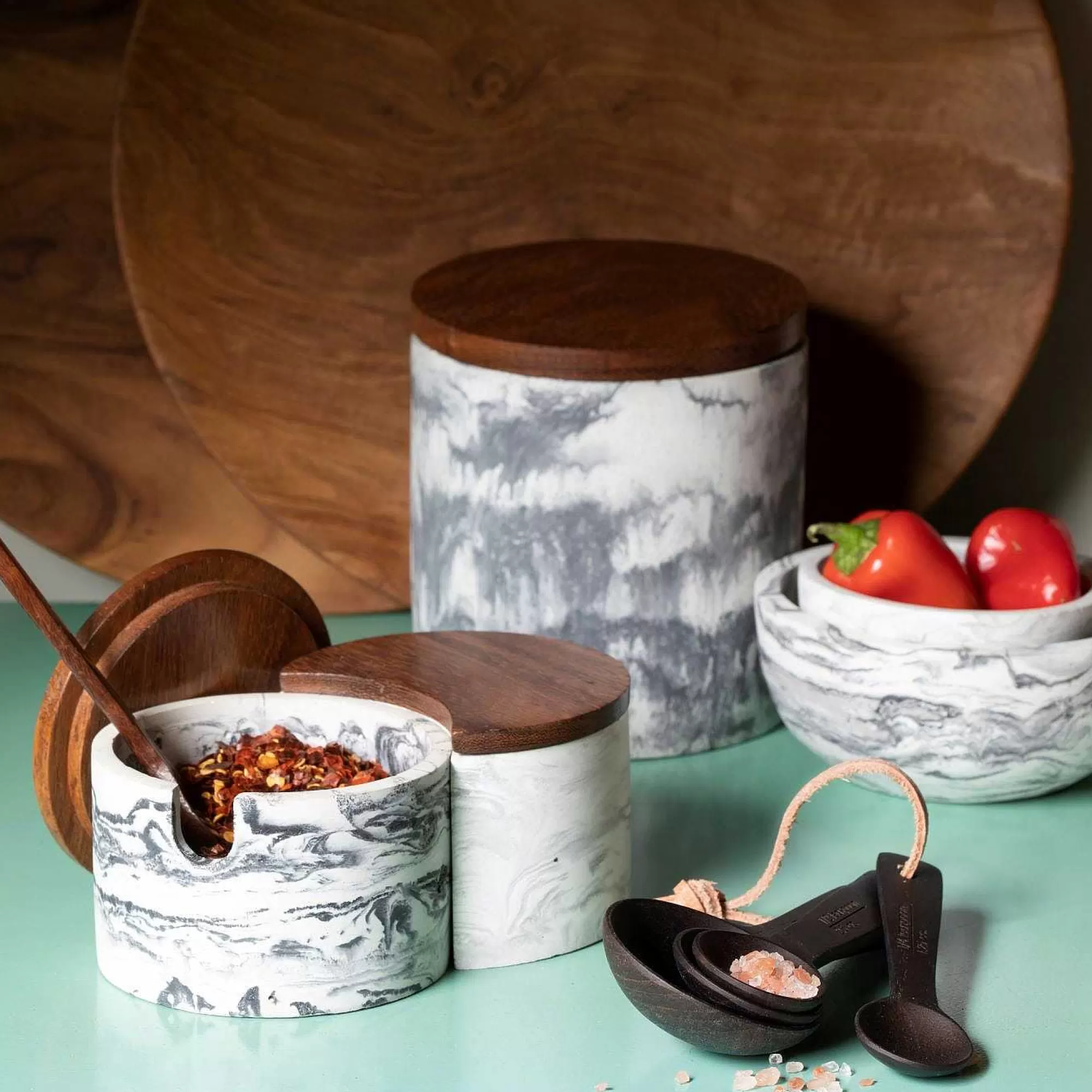 Be Home Canisters<Marbled Cement Interlocking Cellar Set with Wood Lid and Spoon, Black/
