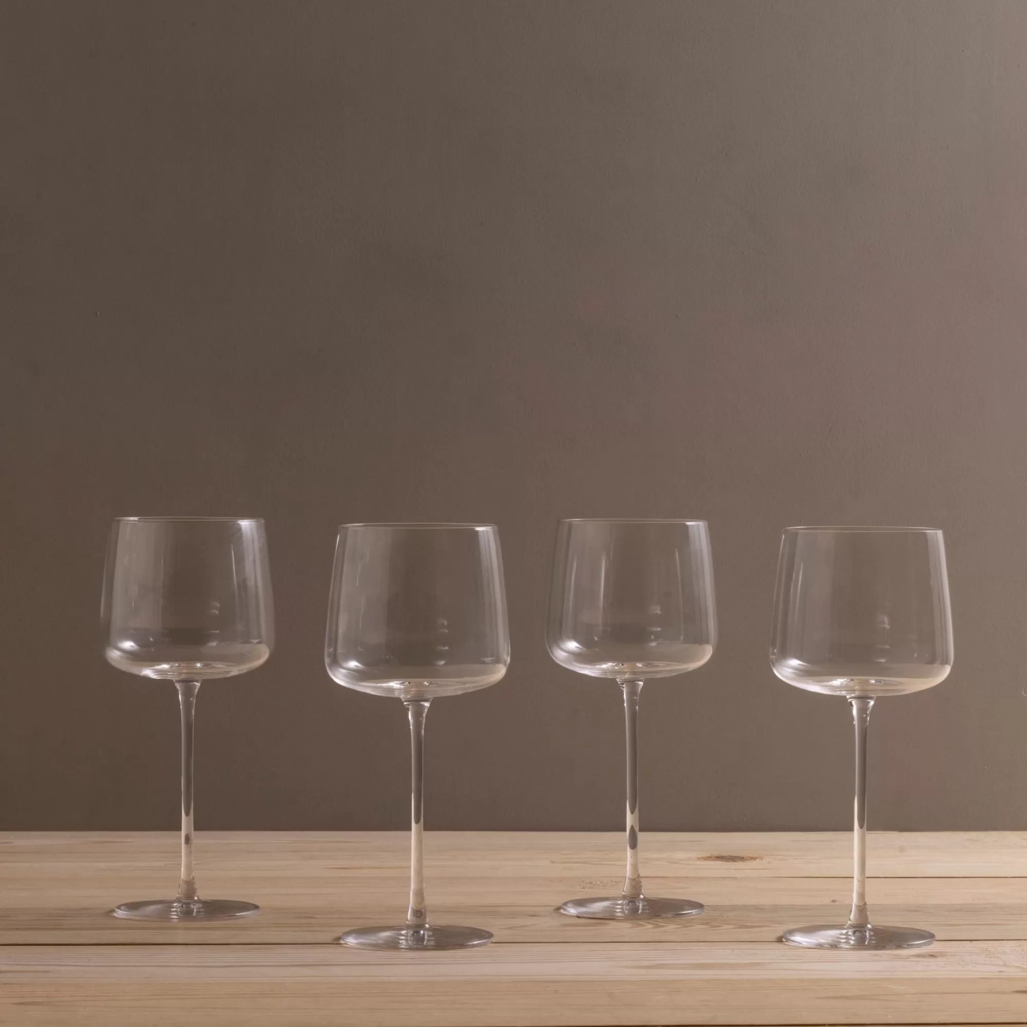 Store Be Home Metropolitan Red Wine Glass, Set of 4