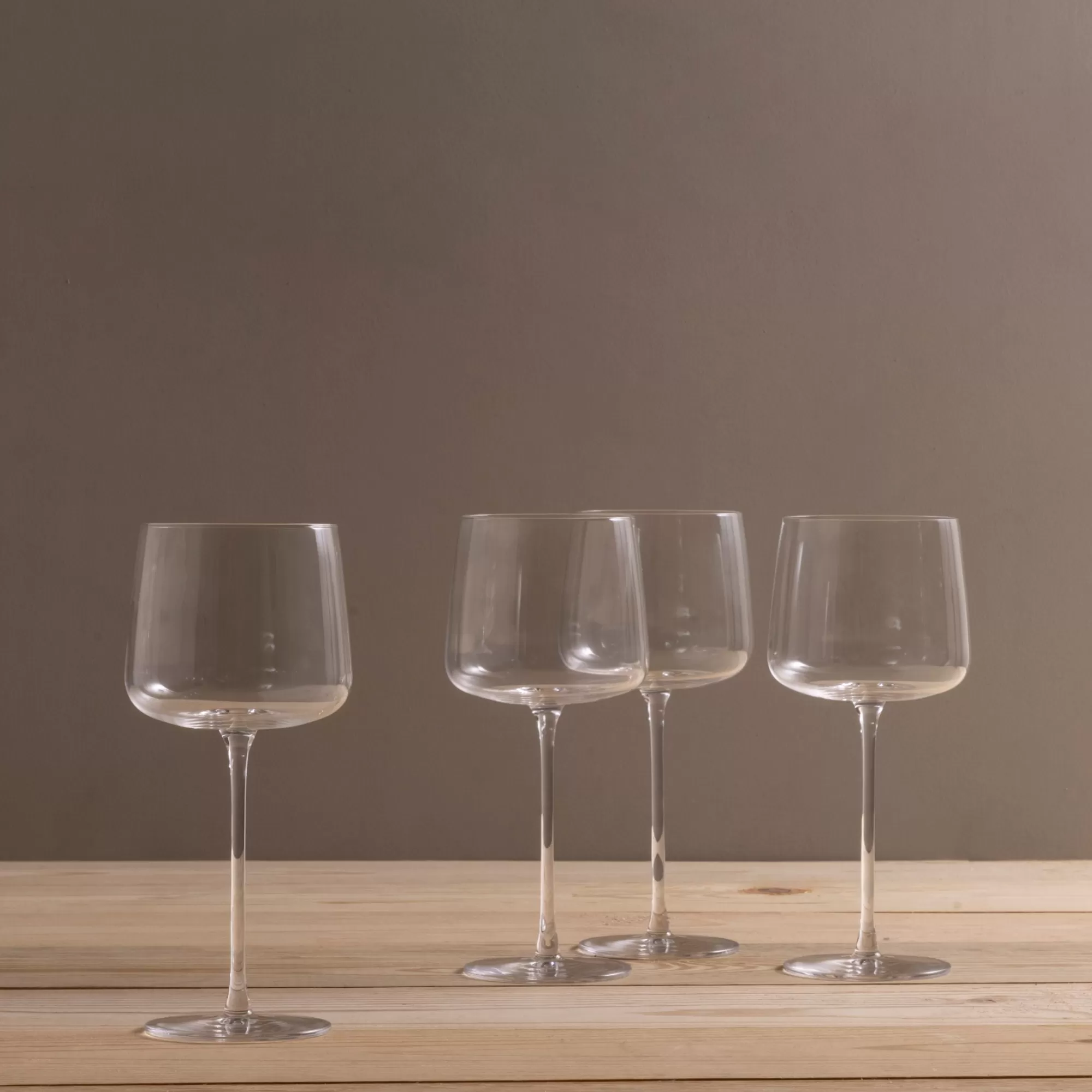 Store Be Home Metropolitan Red Wine Glass, Set of 4