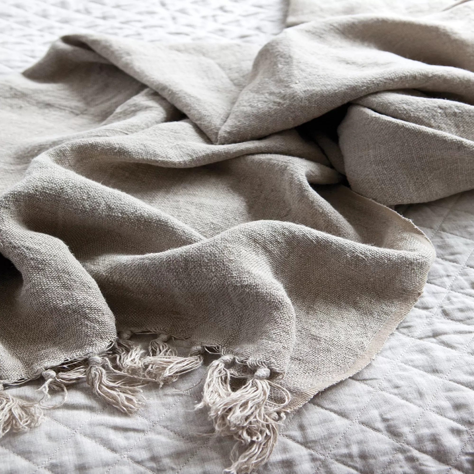 Sale Be Home Montauk Throw, Natural