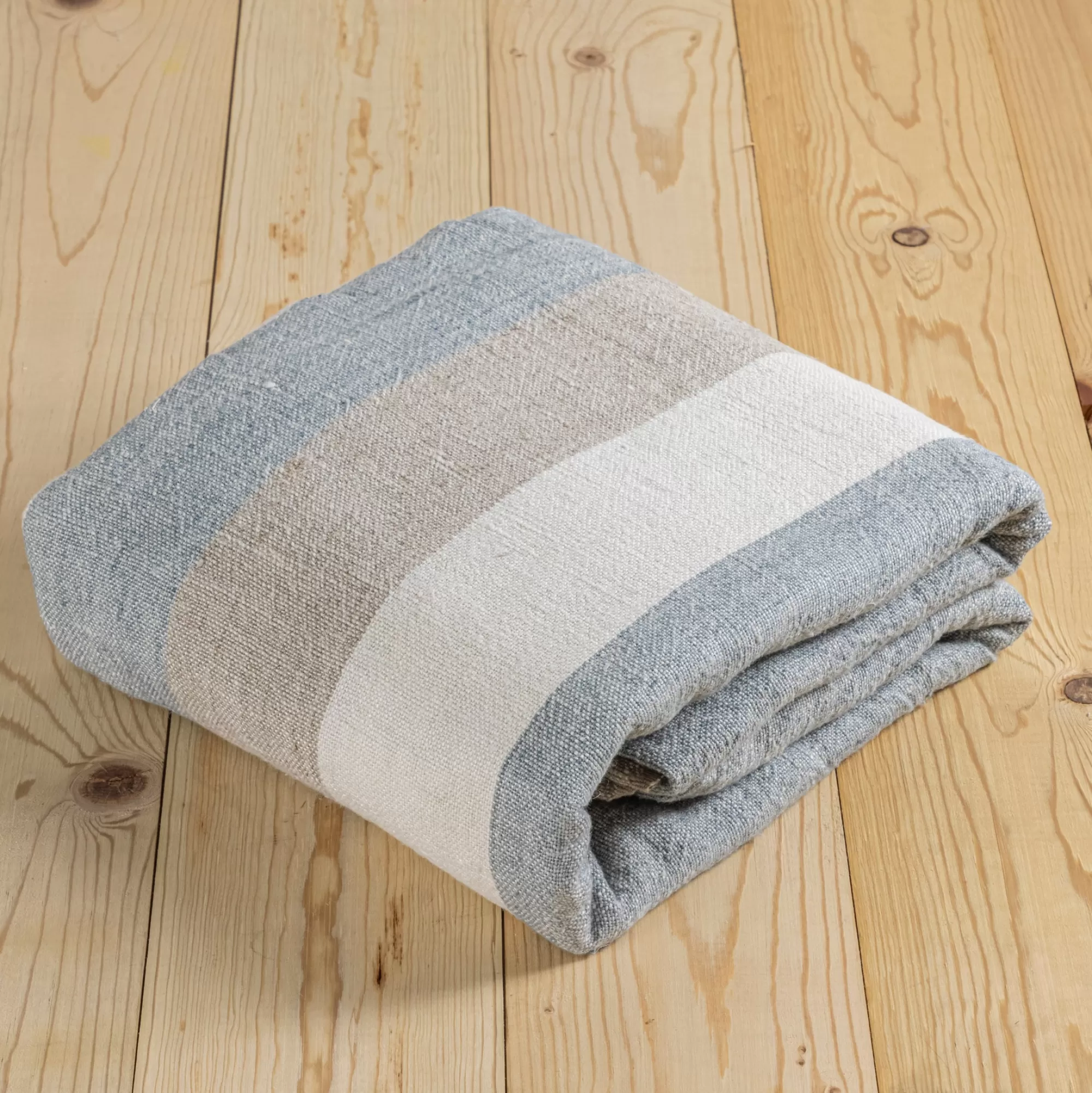 Online Be Home Monterey Blanket, Queen, Ocean & Natural
