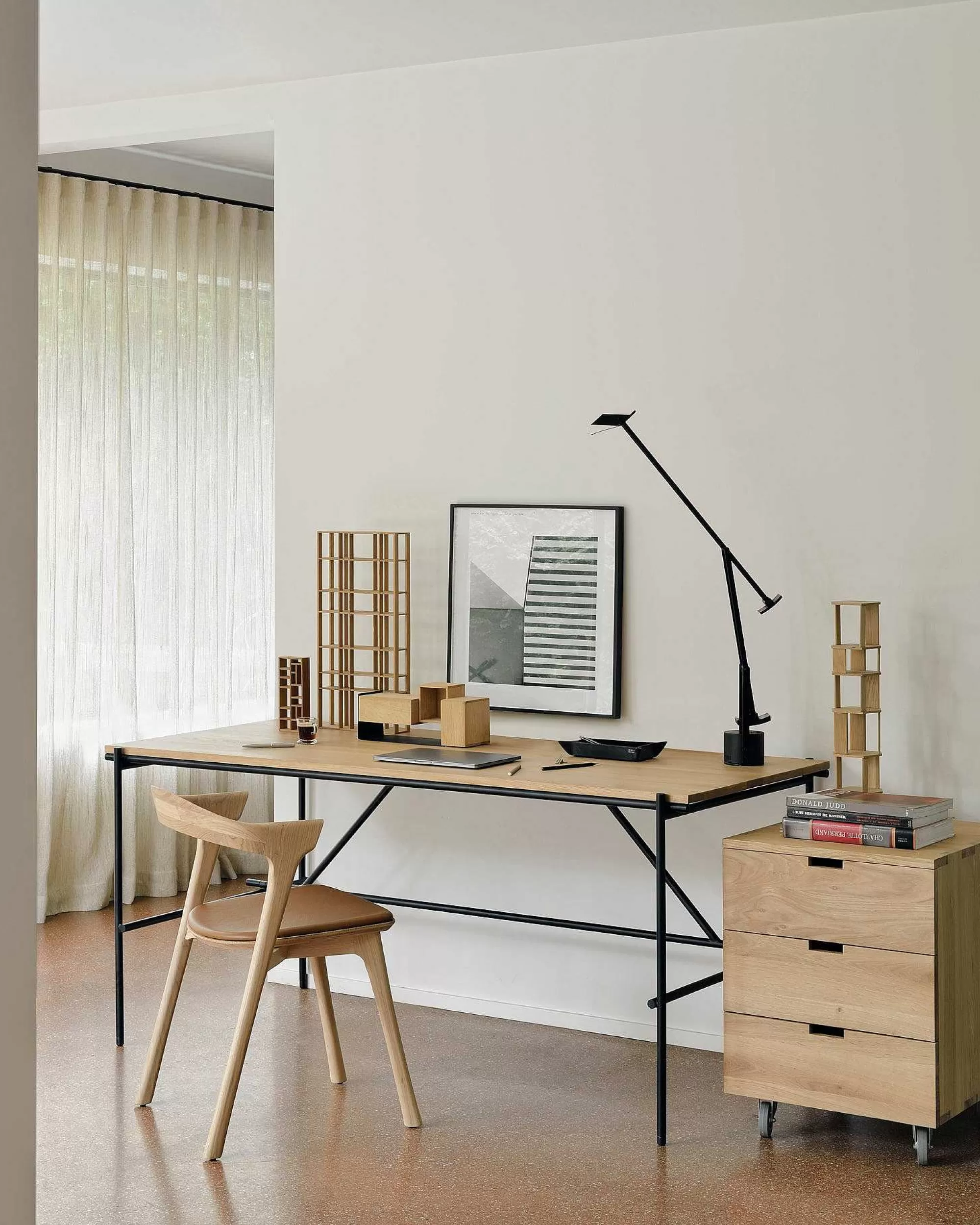Be Home Desks<Oscar Solid Oak Desk, 63"