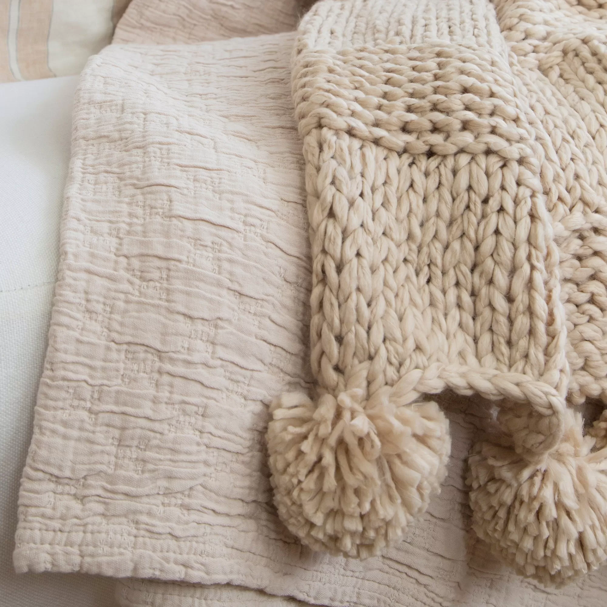 Clearance Be Home Oulu Throw, Natural