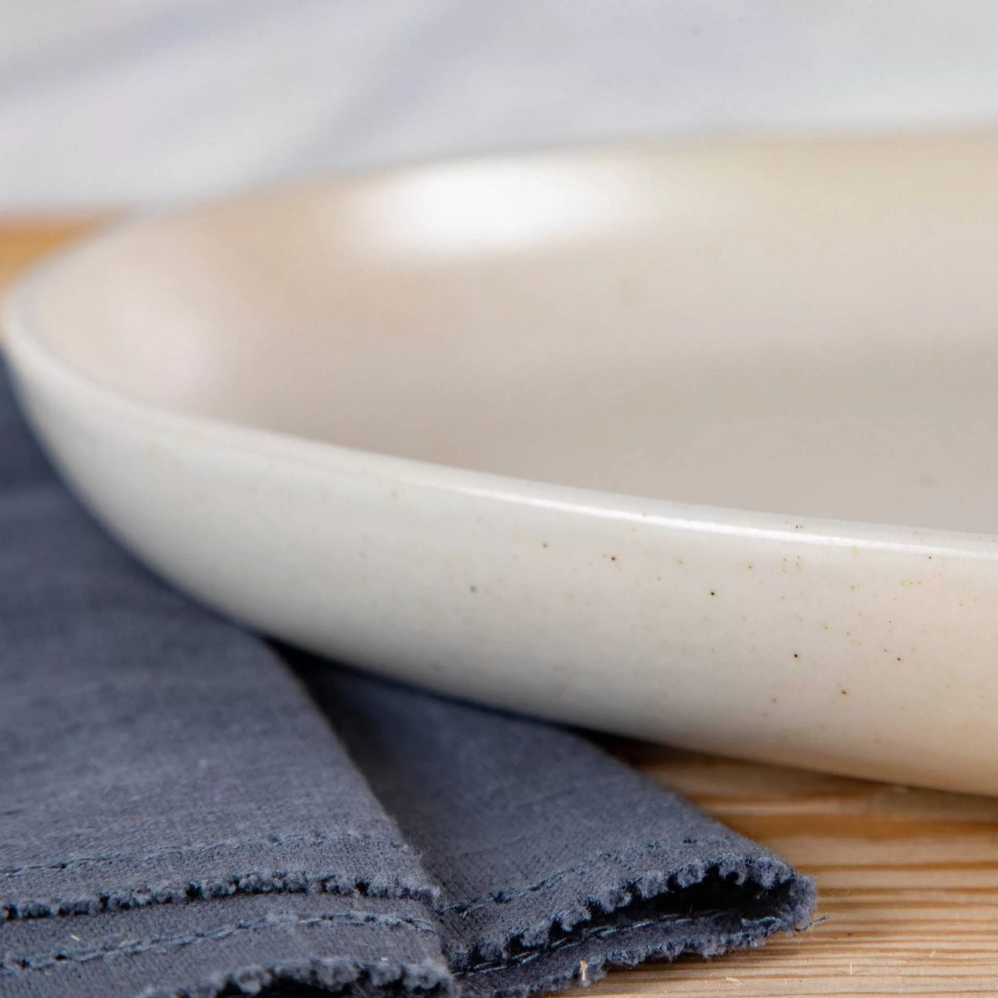 Be Home Serving Platters<Pacifica 12" Oval Platter, Vanilla