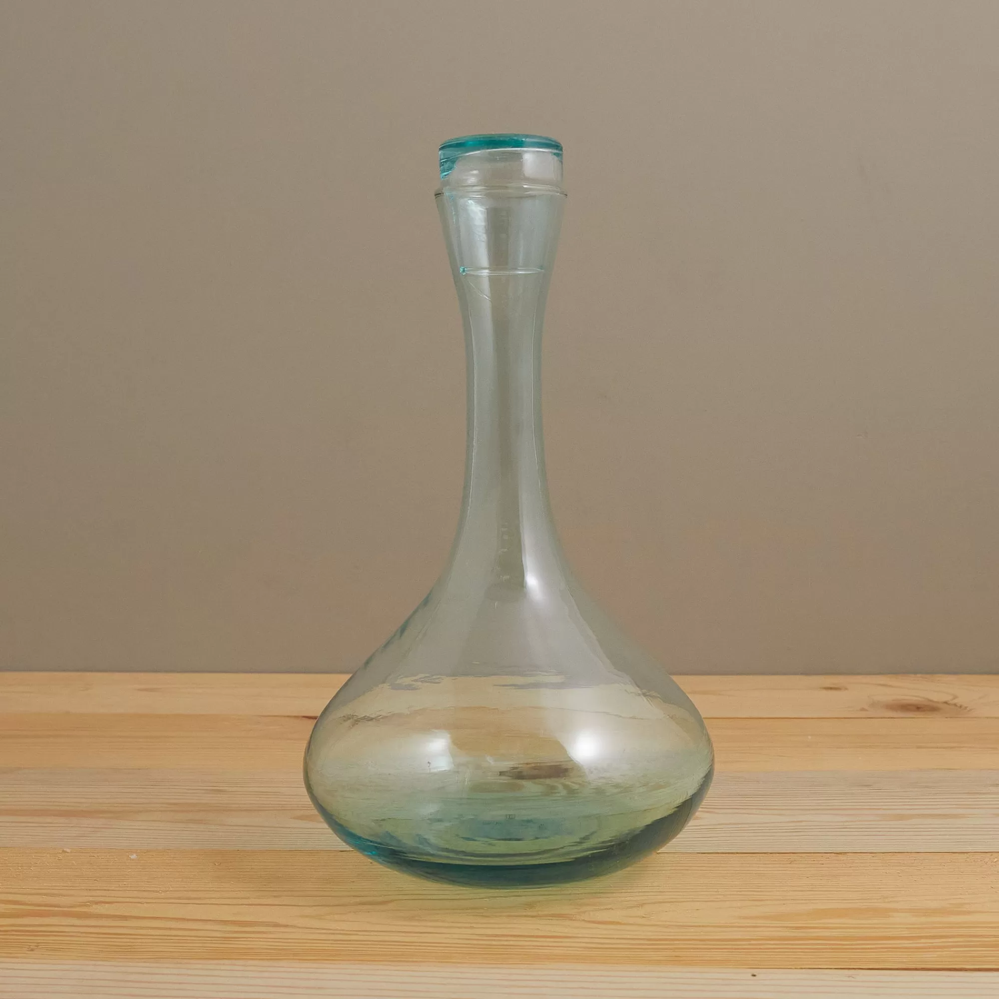Outlet Be Home Premium Recycled Decanter with Lid
