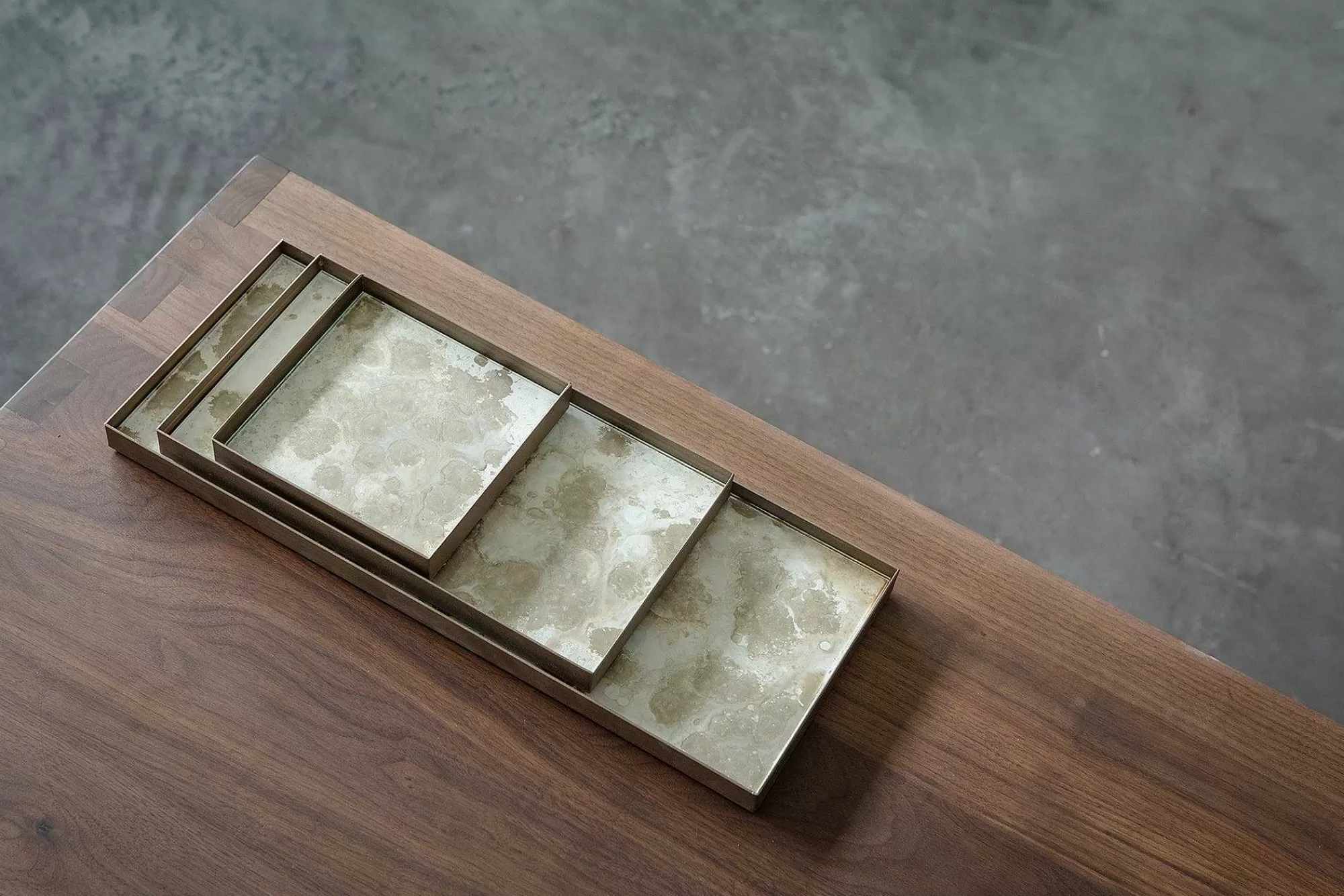Be Home Trays<Rectangular Fossil Glass Organic Valet Tray, Large