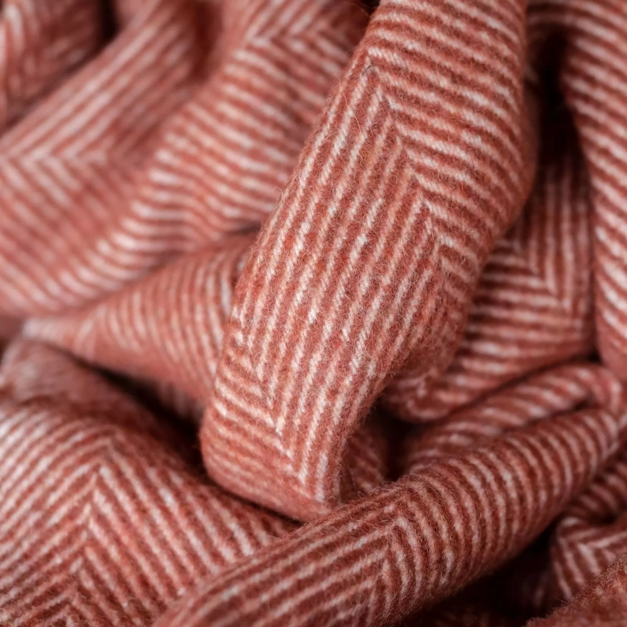 Store Be Home Recycled Wool Waterproof Picnic Blanket in Rust Herringbone - Brown Le