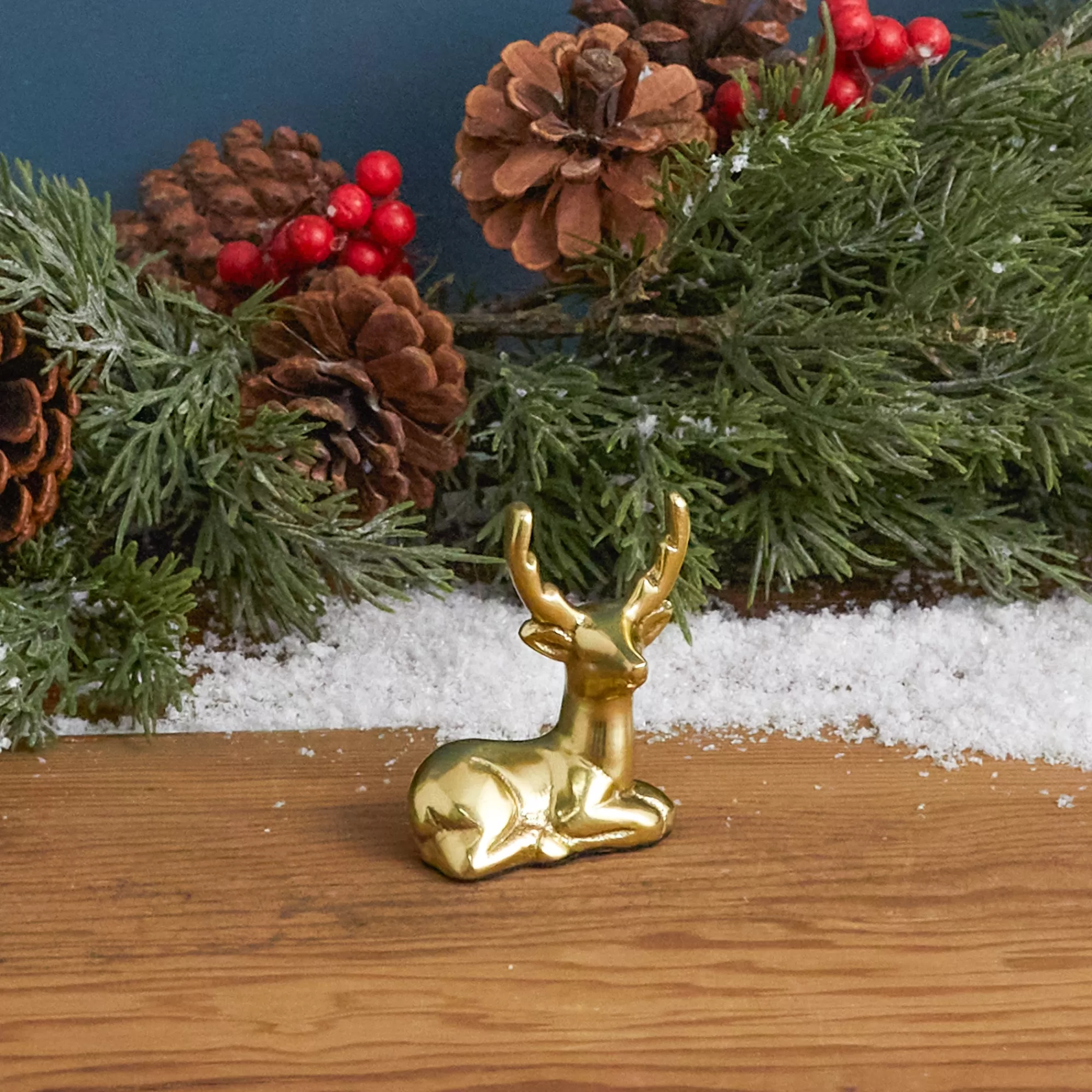 Discount Be Home Reindeer Placecard Holder