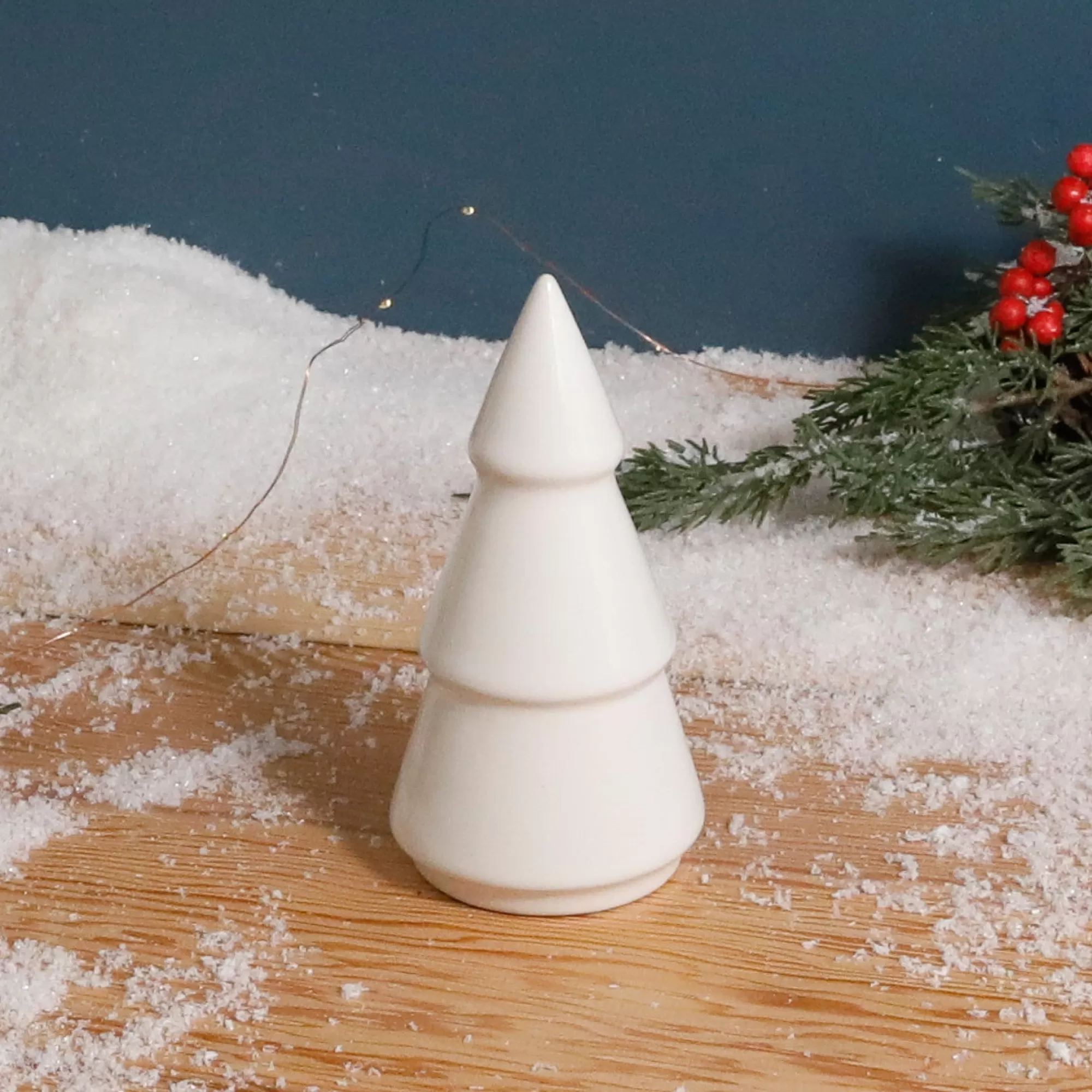 Hot Be Home Star Stoneware Tree, 6"