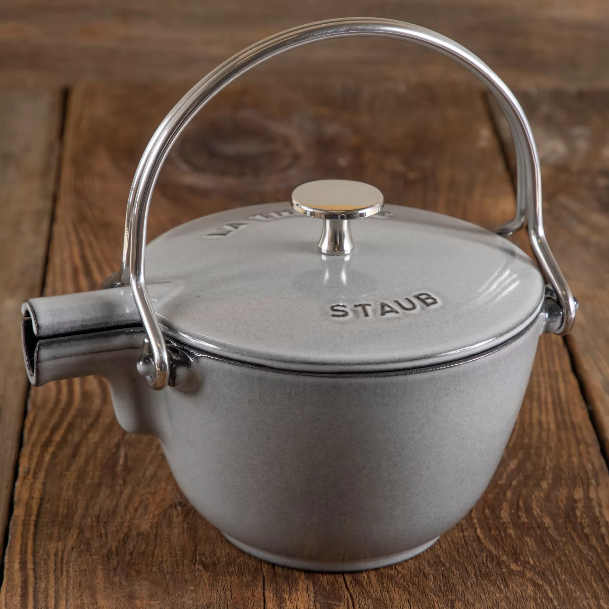 Fashion Be Home Staub Round Tea Kettle, 1qt, Graphite Grey