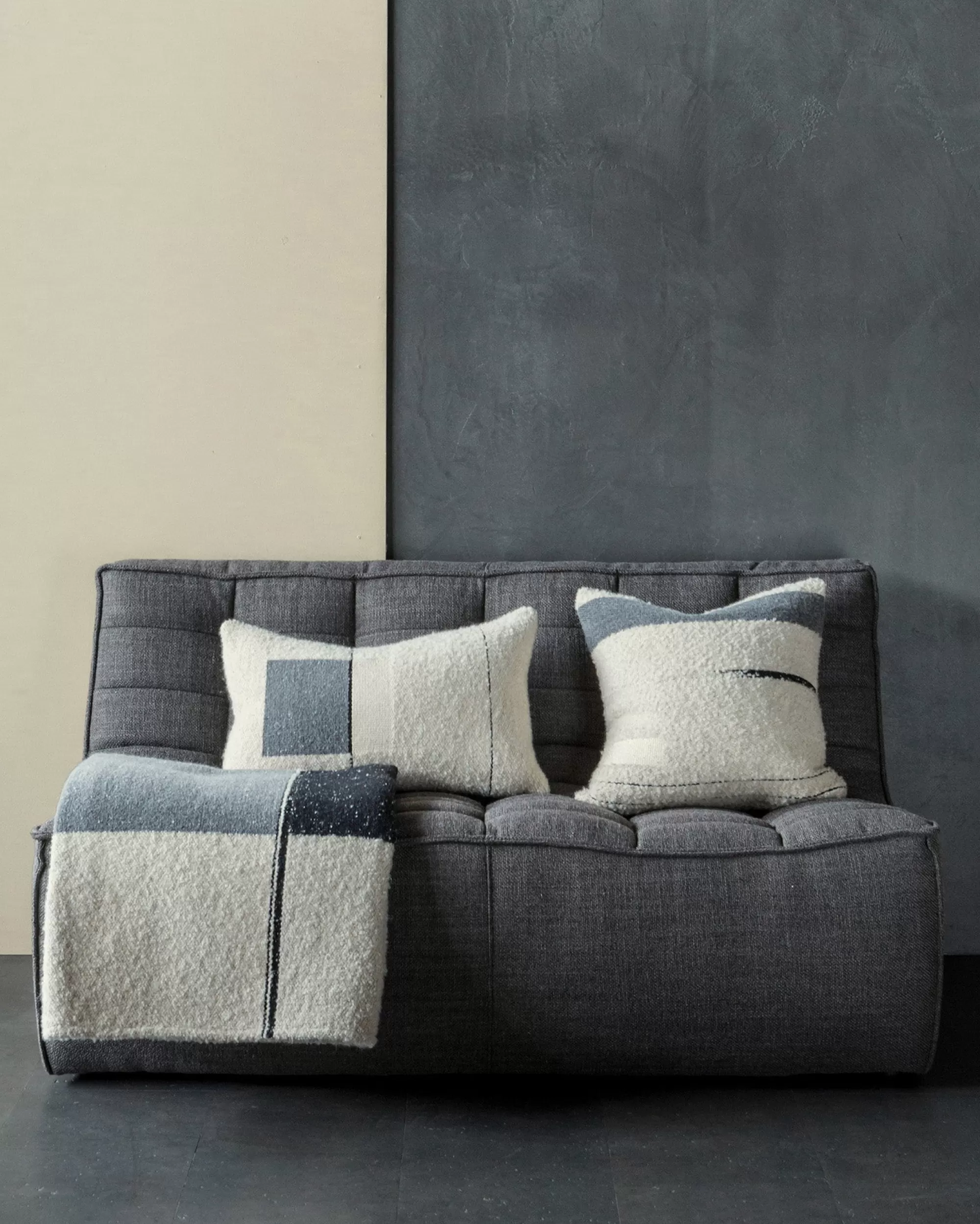 Store Be Home Urban Throw