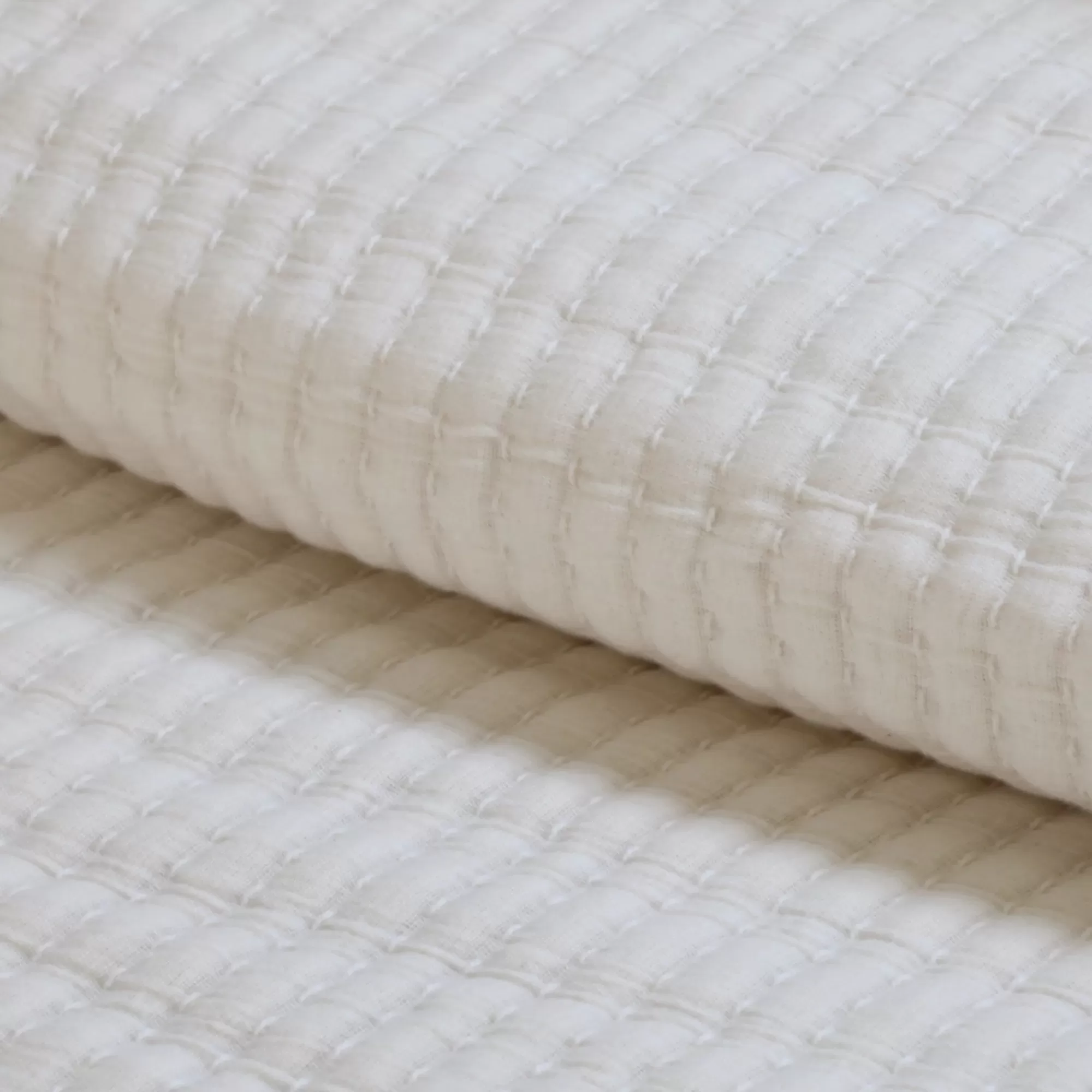 Store Be Home Vancouver Twin Coverlet, Cream