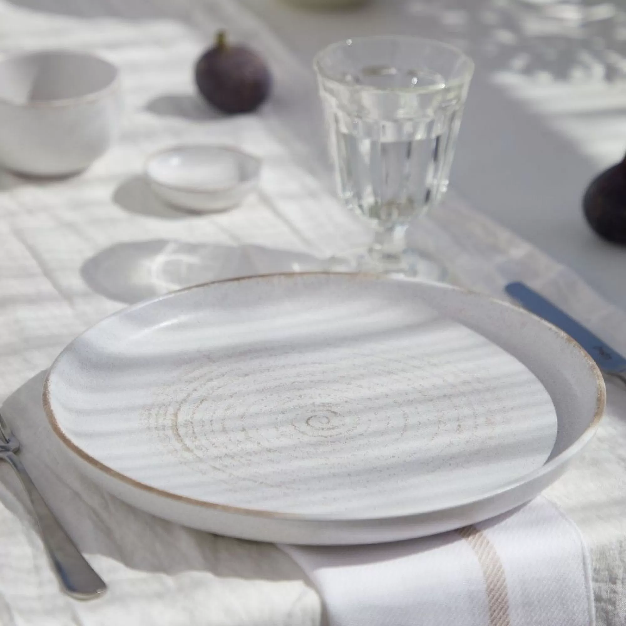 Shop Be Home Vermont Dinner Plate, Cream, Set of 4
