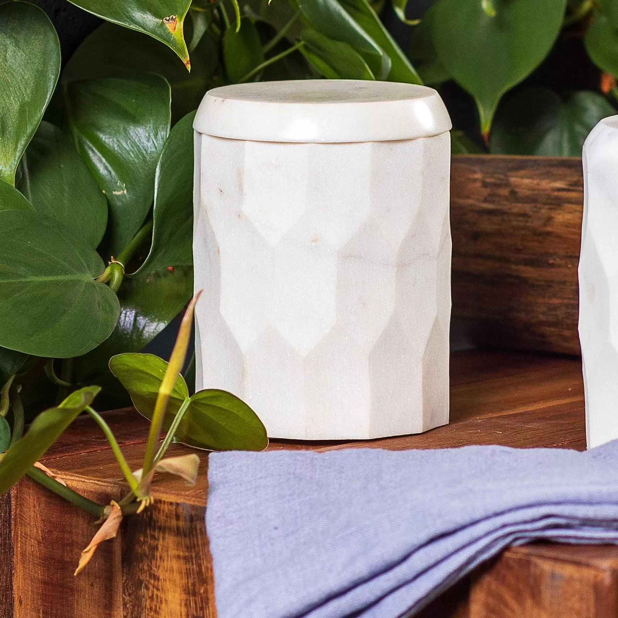 Be Home Bath Canisters<Vittoria Faceted Marble Canister, Tall